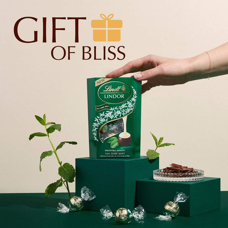 Lindt Lindor Dark Mint Chocolate Truffles Box 200g