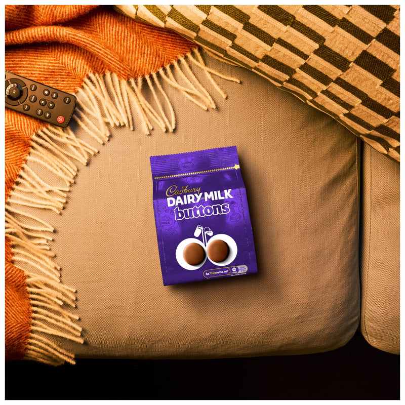 Cadbury milk chocolate buttons 100g - British product
