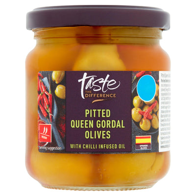 Sainsbury's entsteinte Königin Gordal-Oliven mit Chili-infundiertem Öl, Taste the Difference 190g