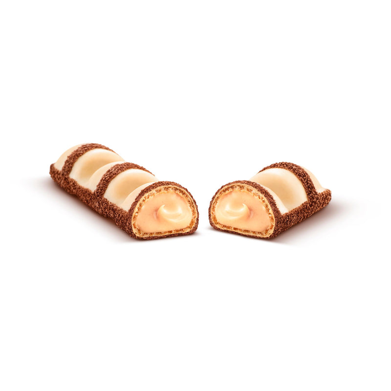 Kinder Bueno white chocolate hazelnut bar 39g, imported from the UK