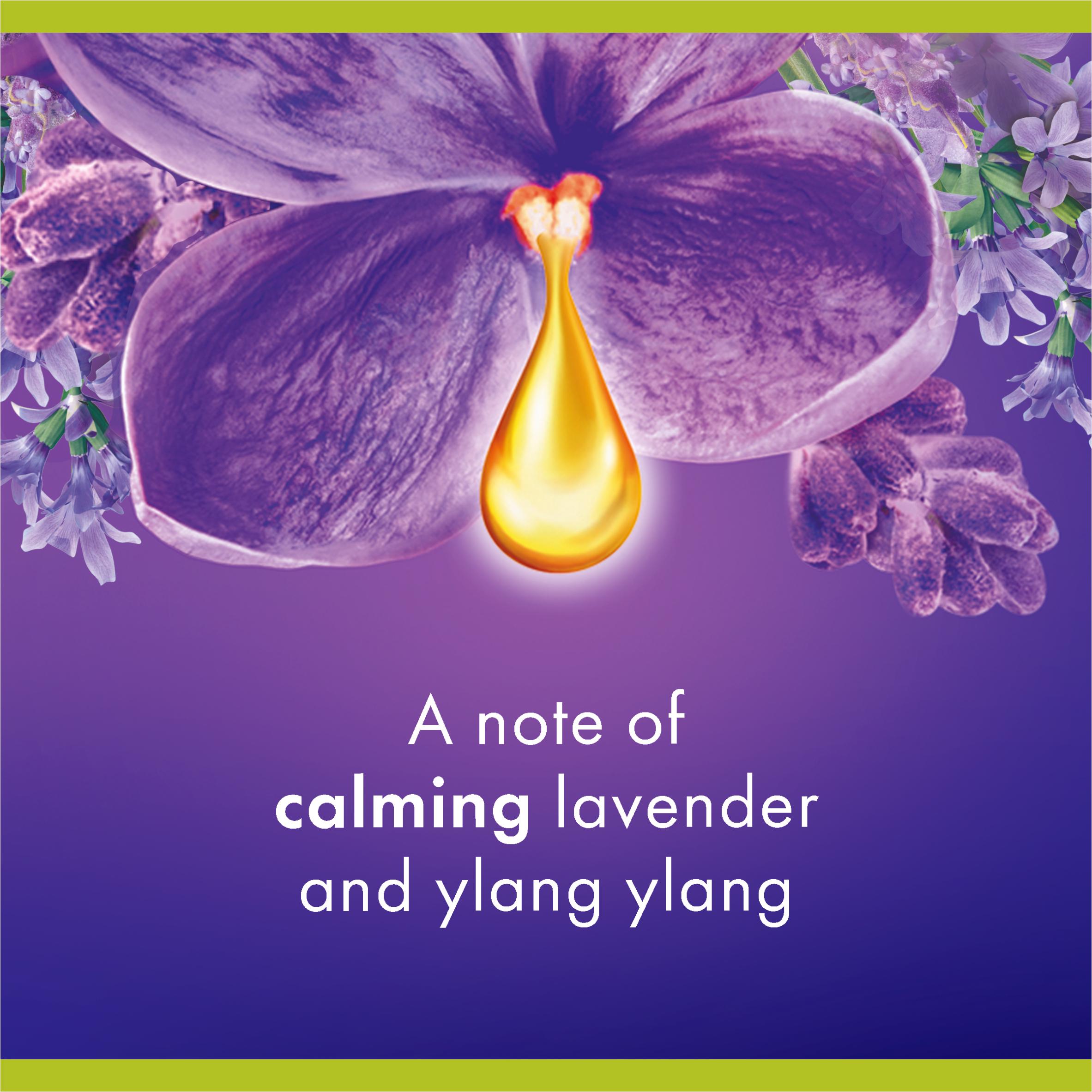 Palmolive Relax & Wind Down Bubble Bath Soak Ylang Ylang 500ml, imported from the UK
