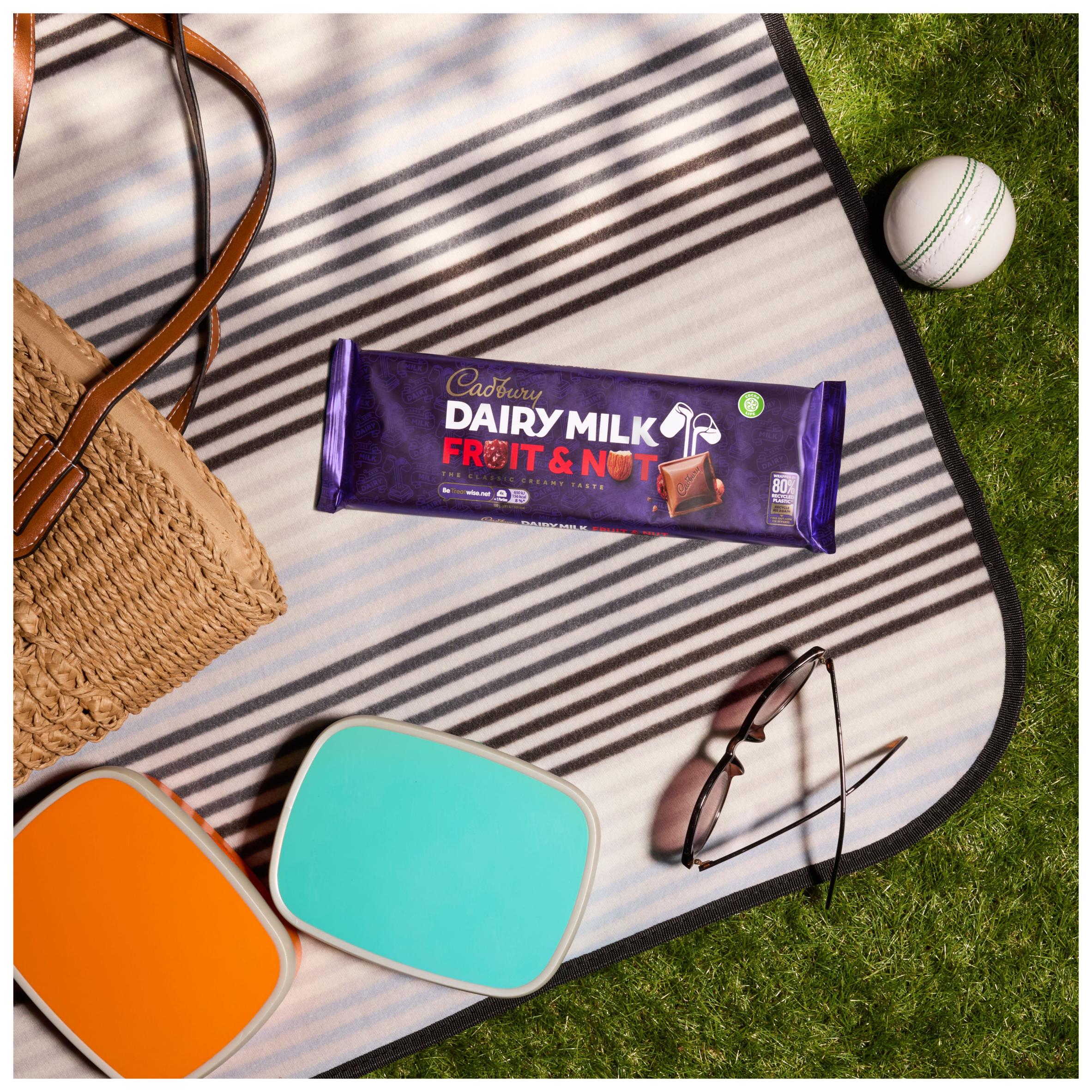 Cadbury Dairy Milk Fruit & Nut chocolate bar 280g - British product