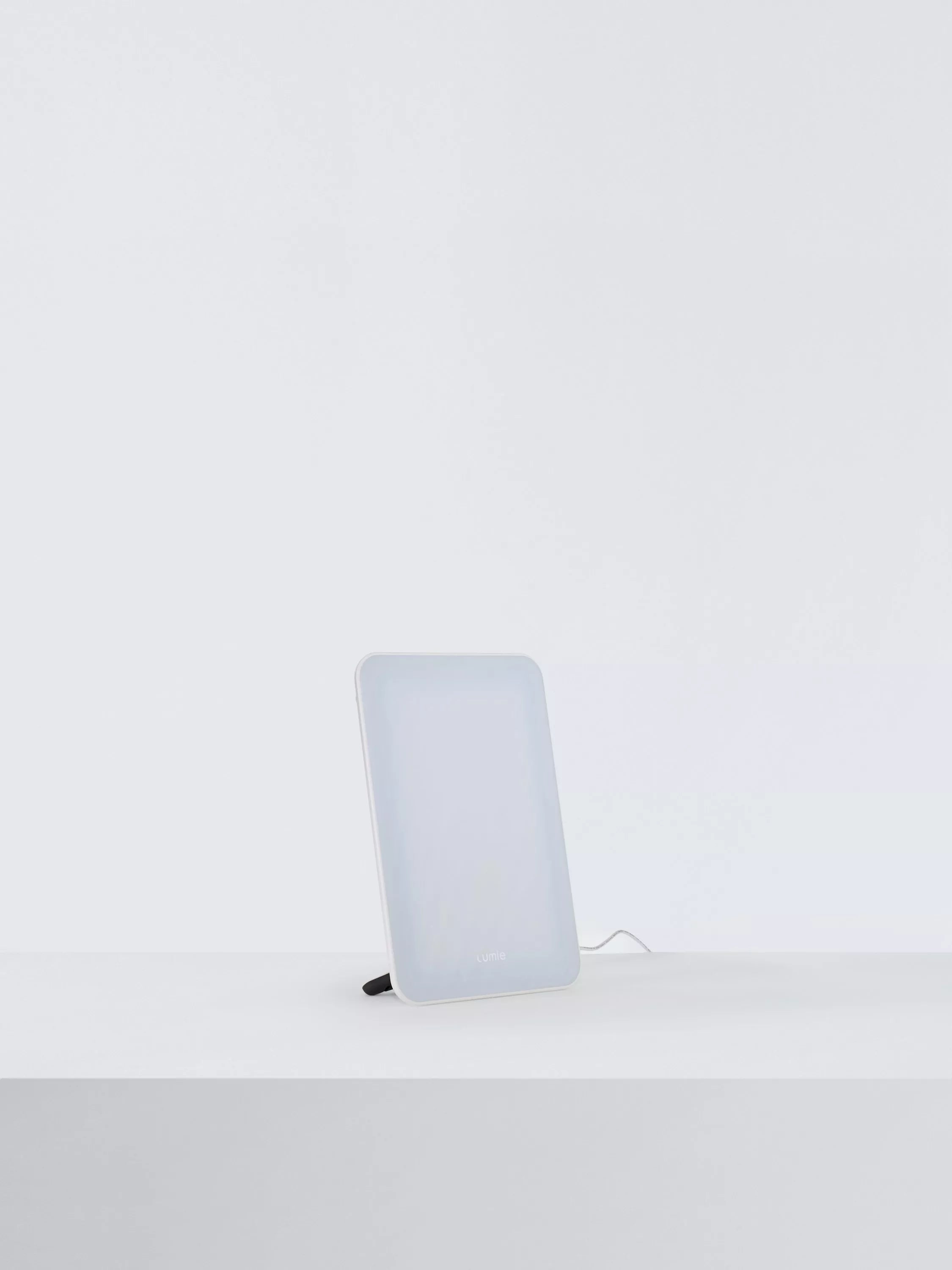 Lumie Vitamin L Slim SAD light white, UK version