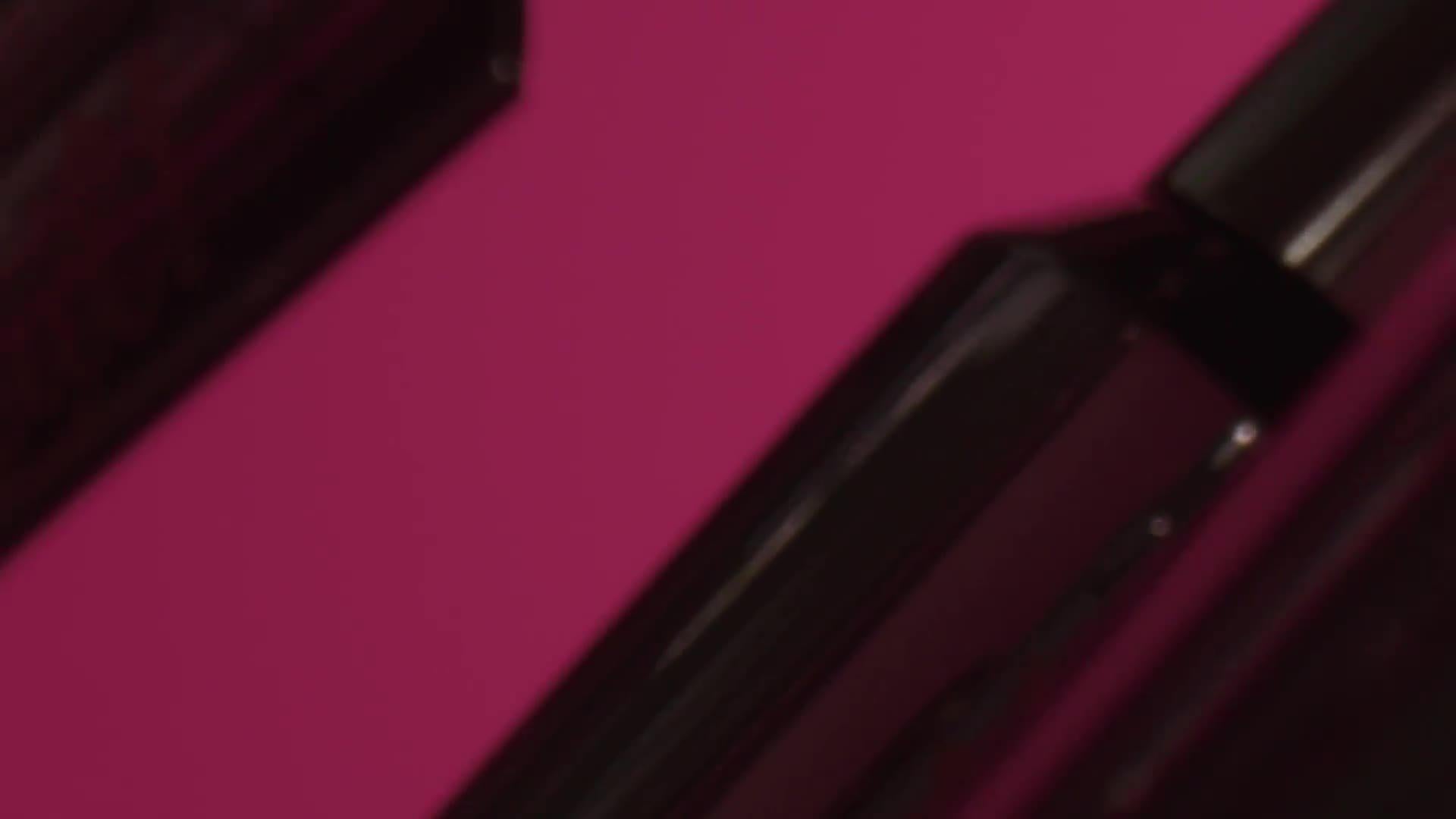 Benefit lengthening mascara mini in black, 4g - British product