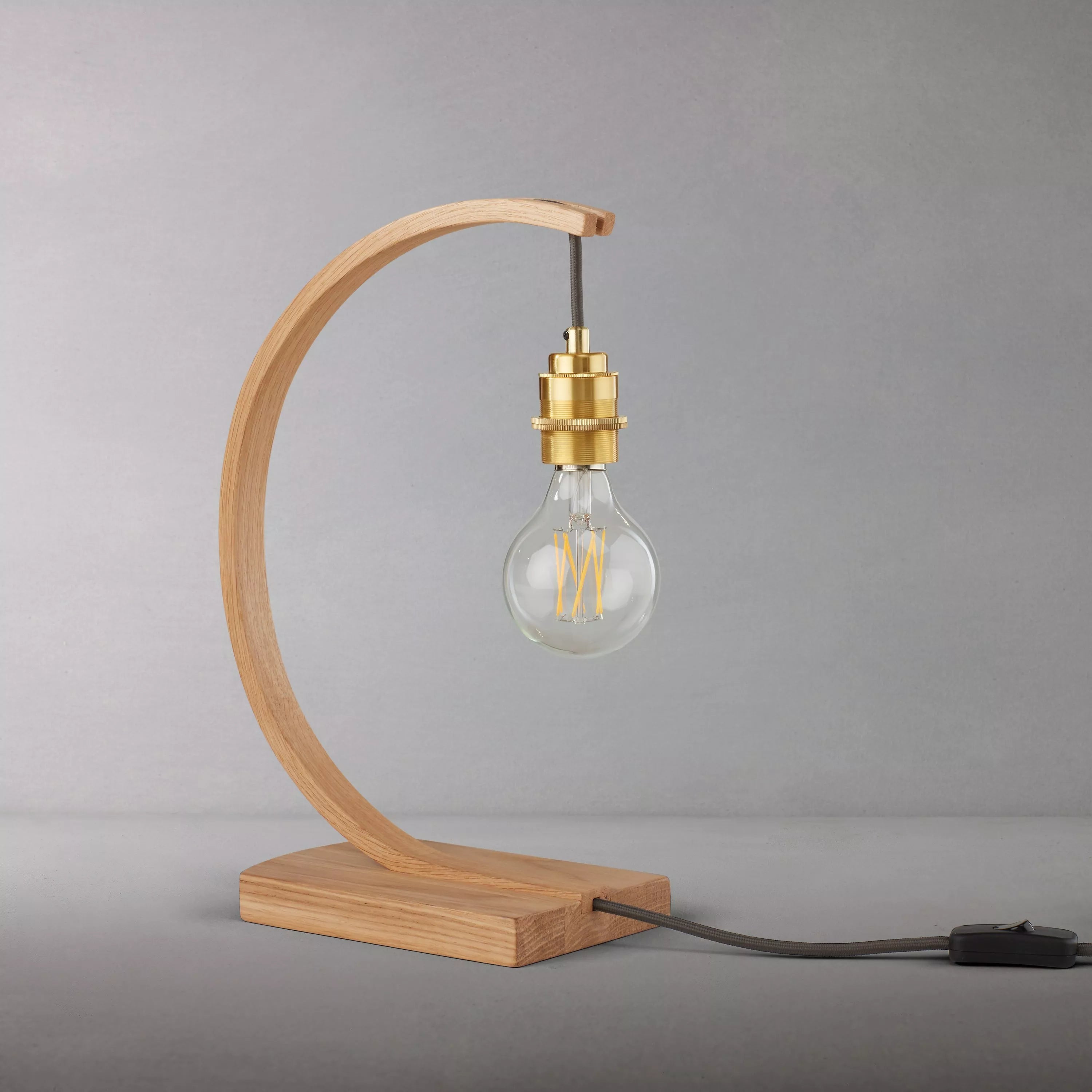 Tom Raffield Hanter large oak table lamp (British brand)