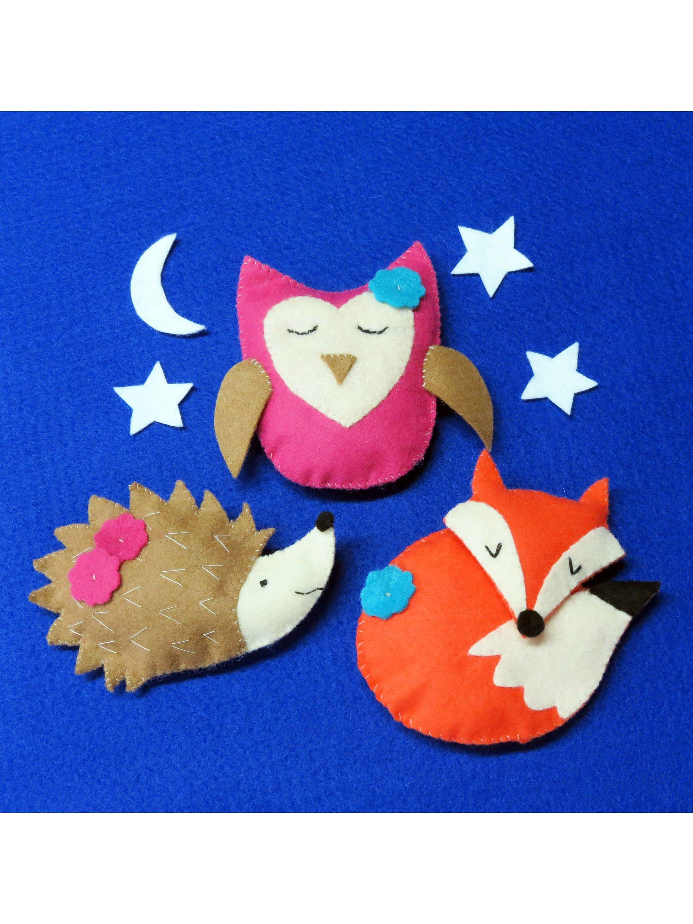Buttonbag Sleep Friends key ring craft kit, UK version