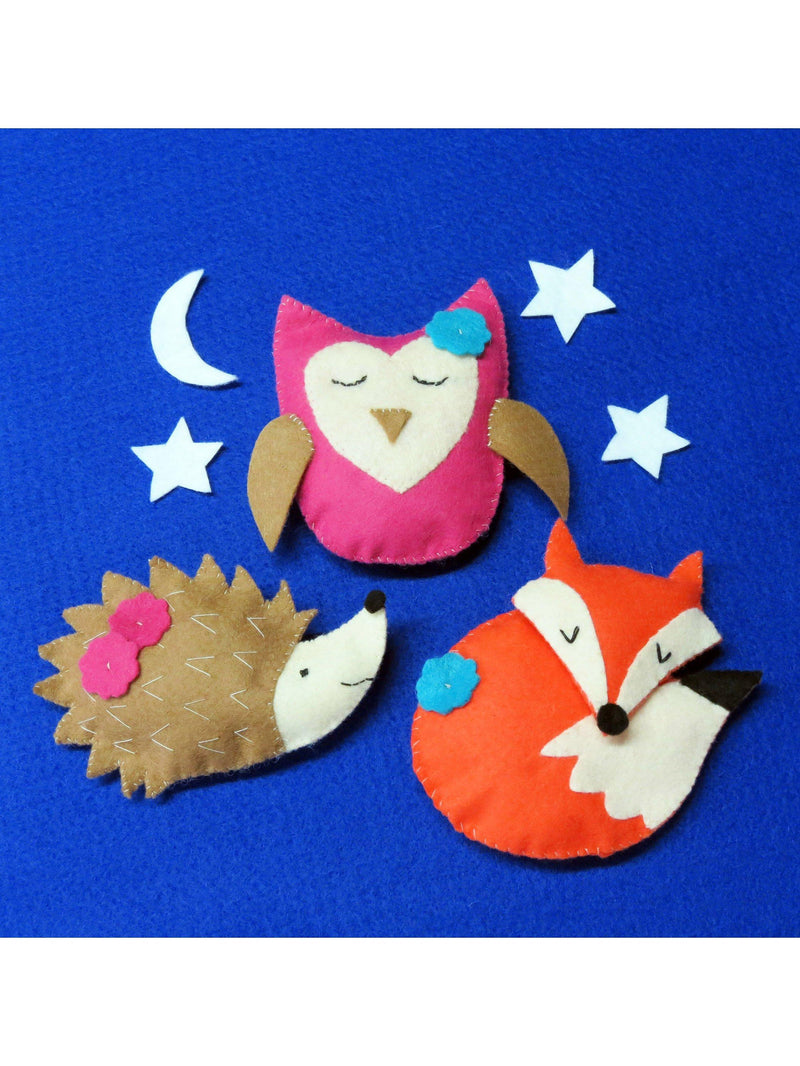 Buttonbag Sleep Friends key ring craft kit, UK version