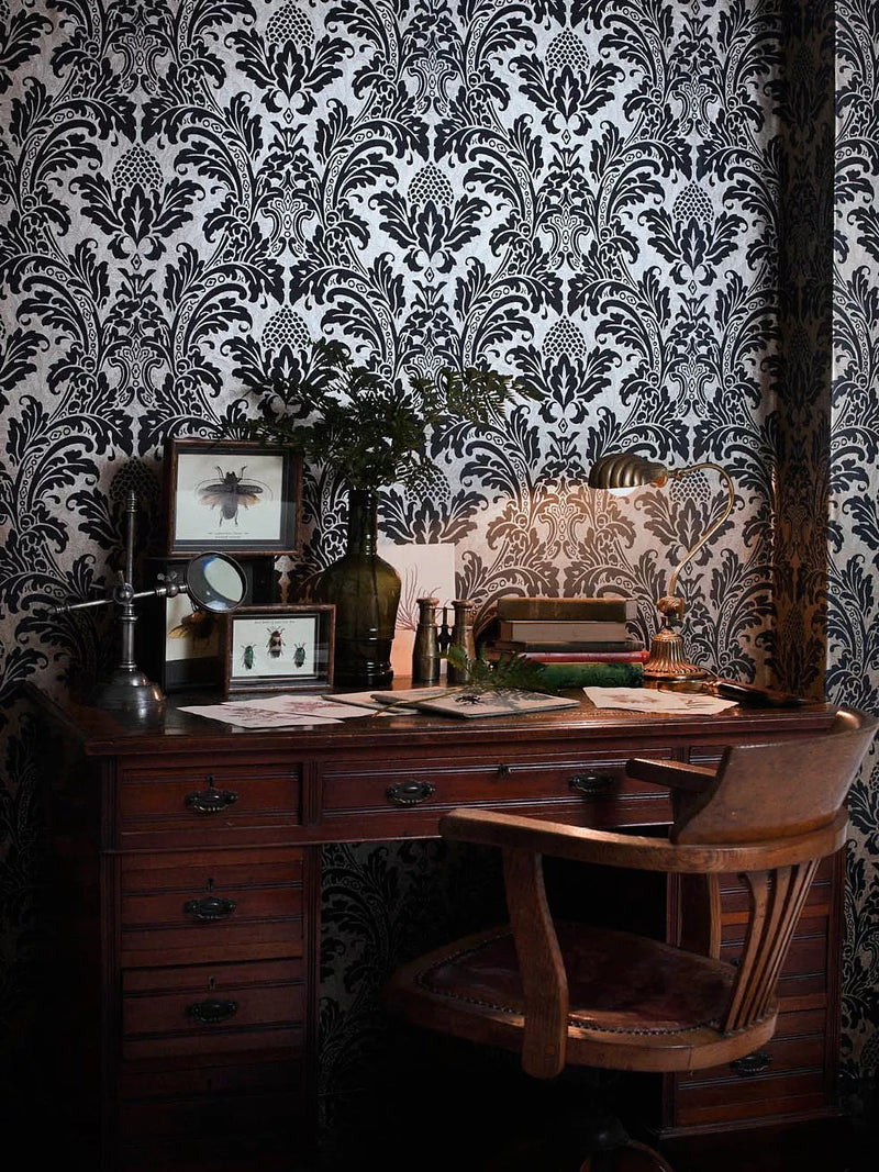 Cole & Son Blake wallpaper 10m x 53cm, imported from the UK