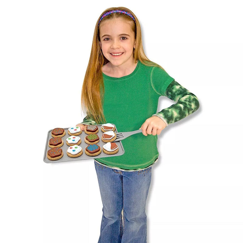 Melissa & Doug wooden cookie set with 12 toppings, UK version