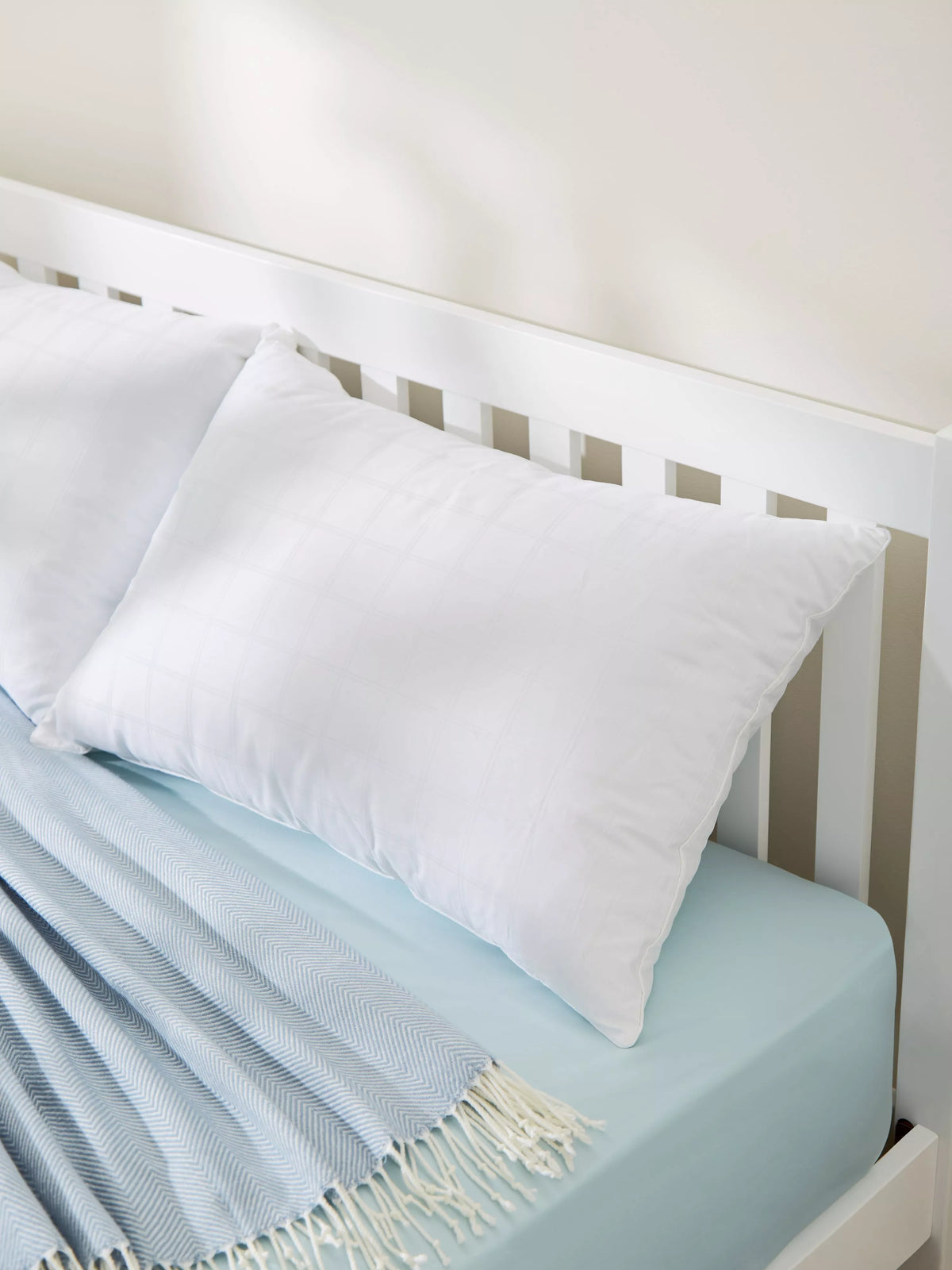 John Lewis standard firm pillow with synthetic clusterfibre filling, UK version