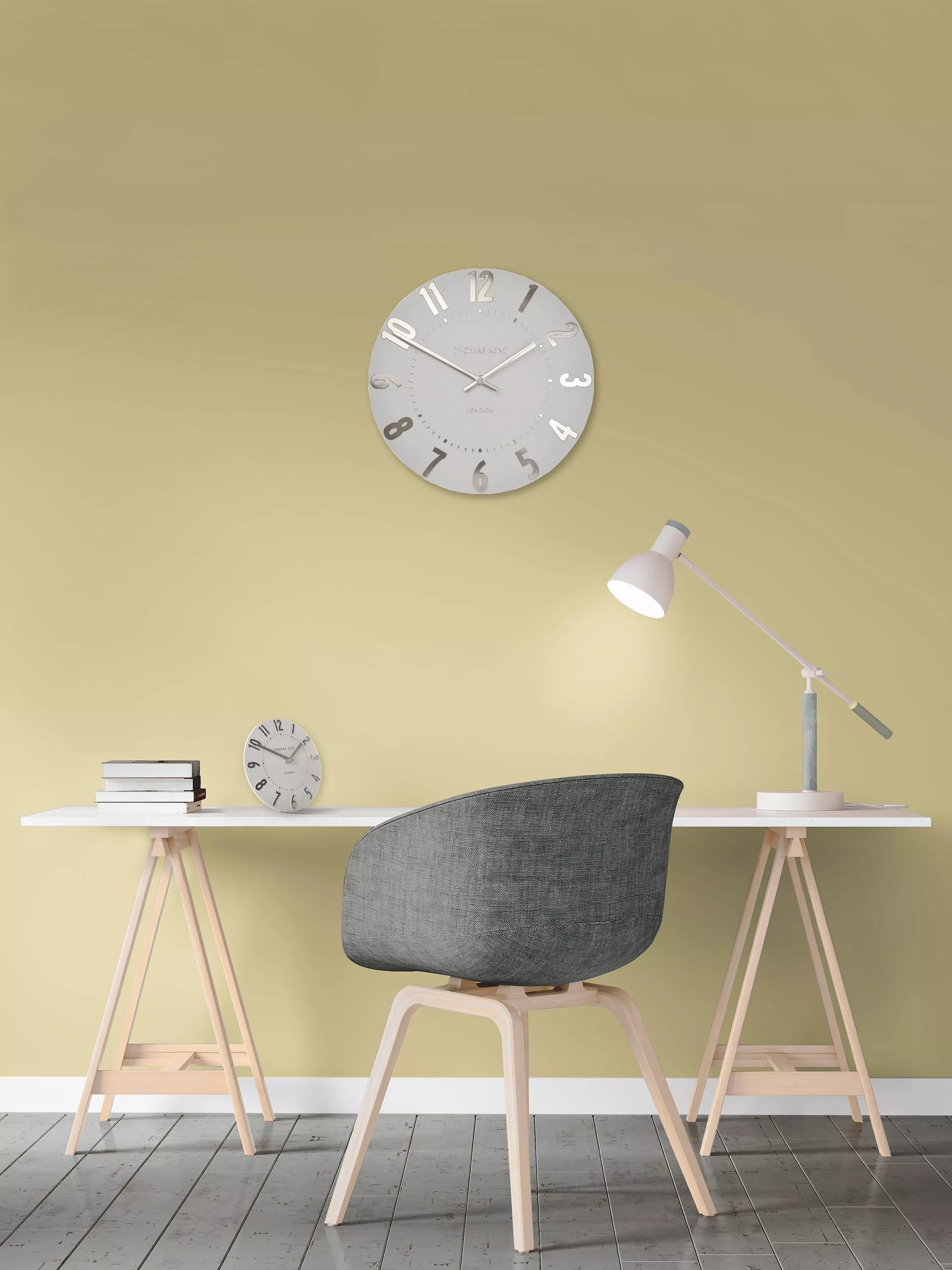 Thomas Kent Mulberry wall clock 30cm silver cloud - British product