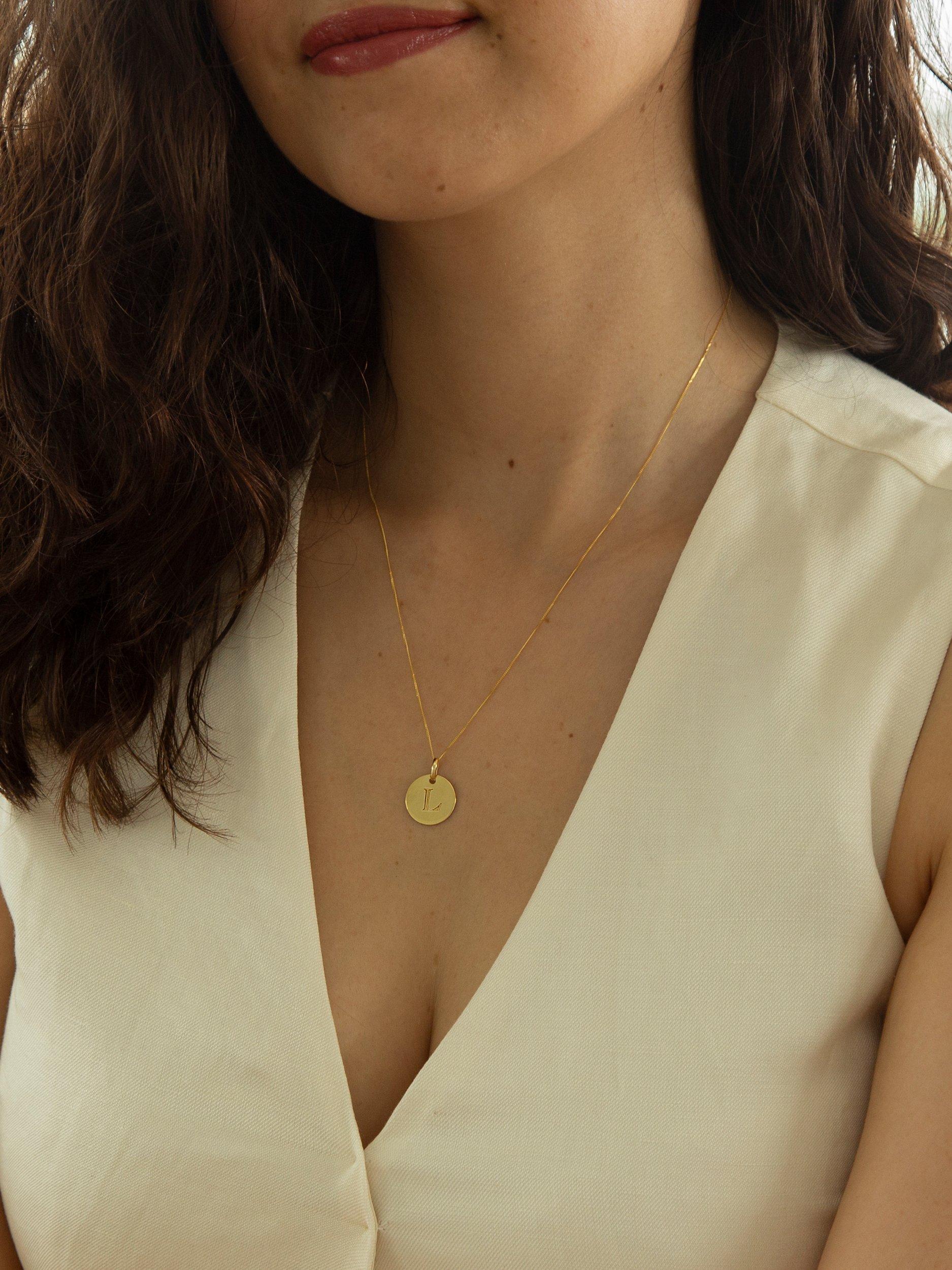 IBB 9ct gold disc initial pendant necklace 46cm, UK version