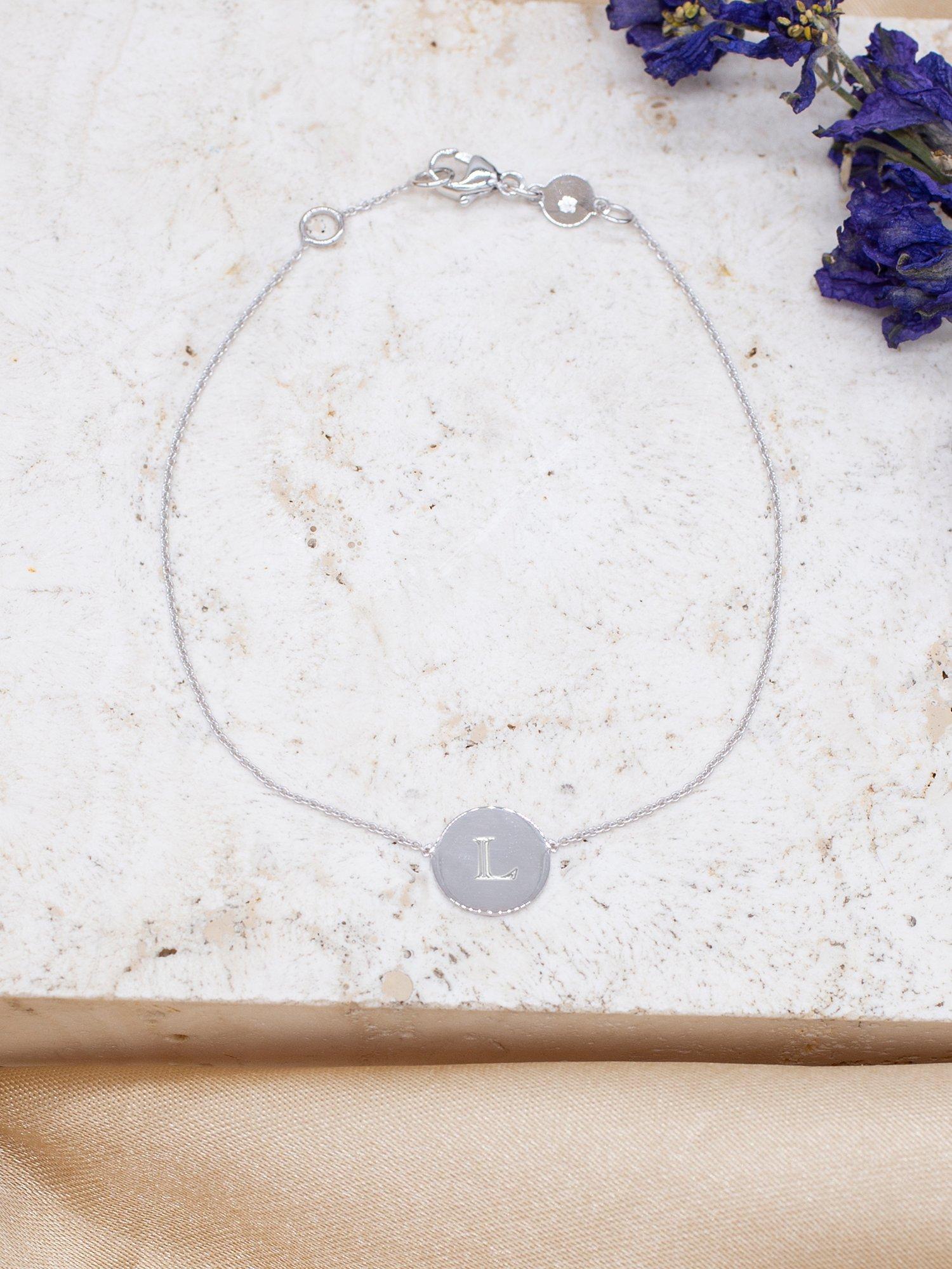 IBB personalised 9ct gold disc initial chain bracelet, imported from the UK