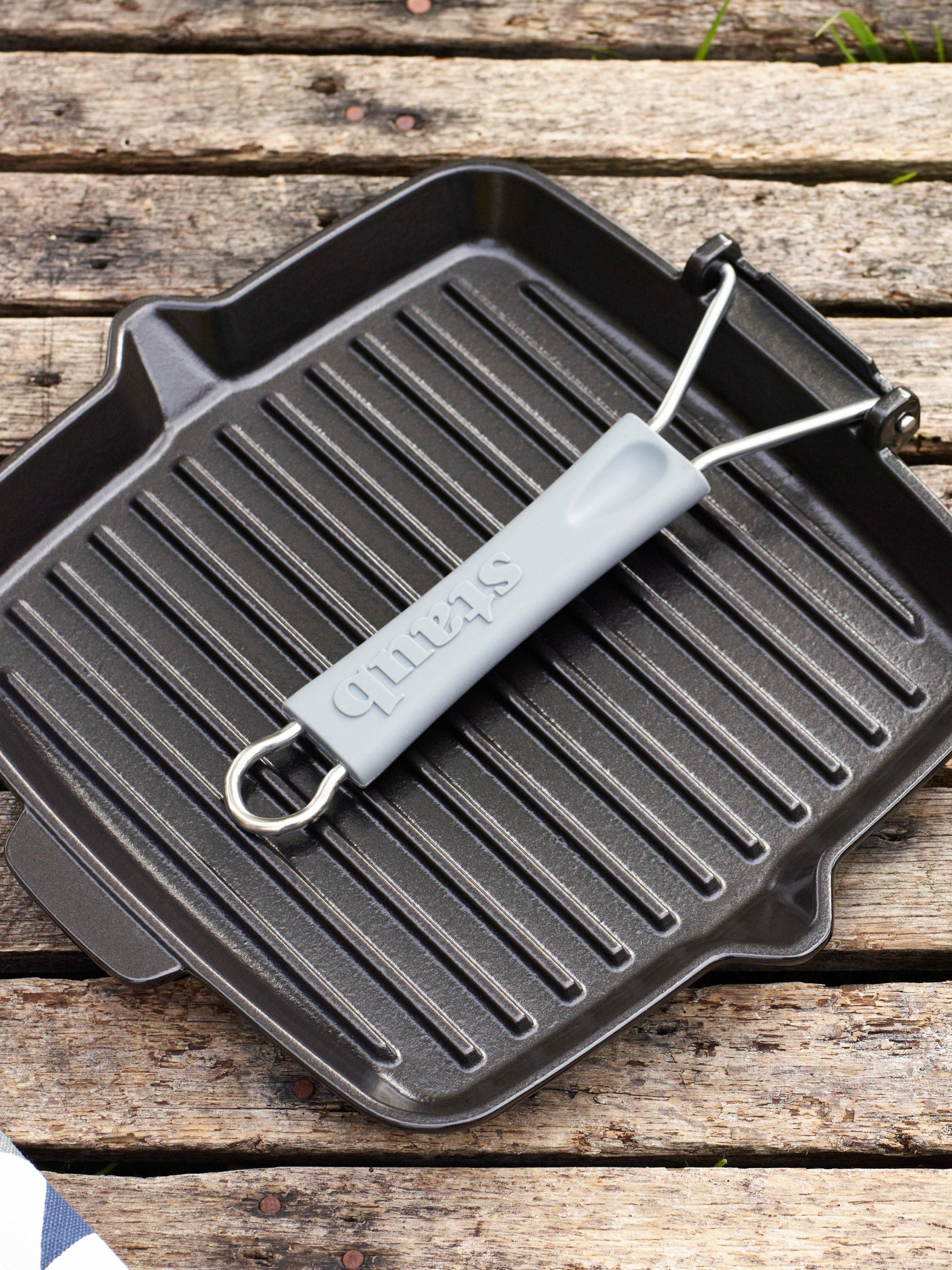 STAUB square grill pan 24cm black cast iron, imported from the UK