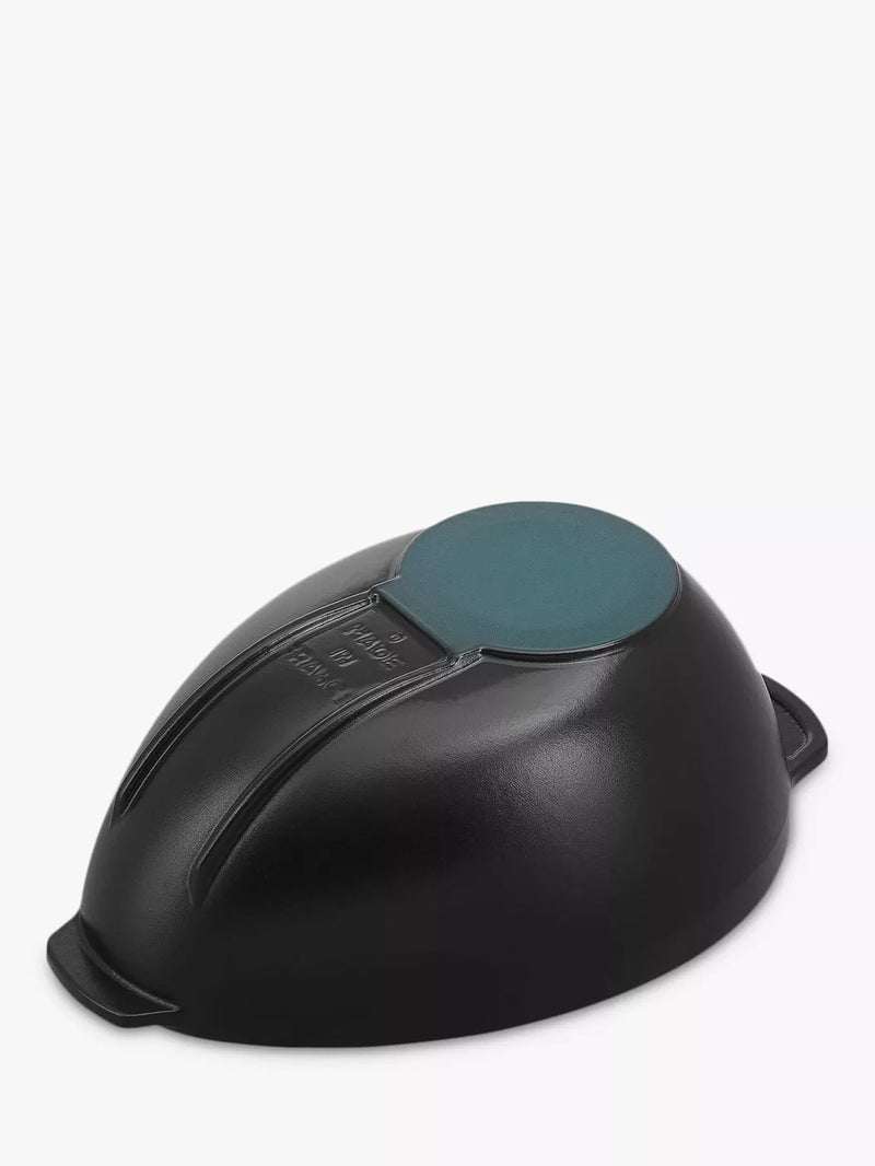 STAUB Cast Iron Mussel Pot Black 25cm, imported from the UK