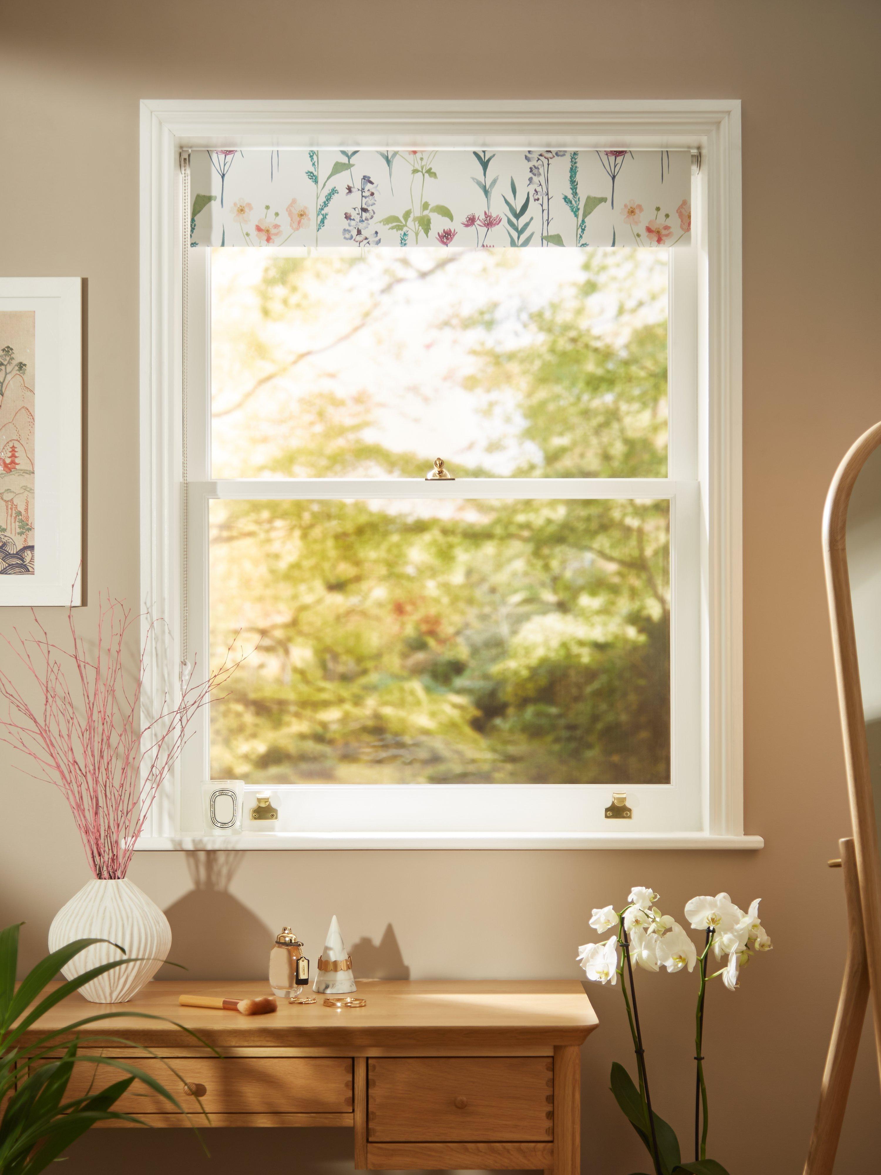 John Lewis blackout thermal roller blind 160x91cm, imported from the UK