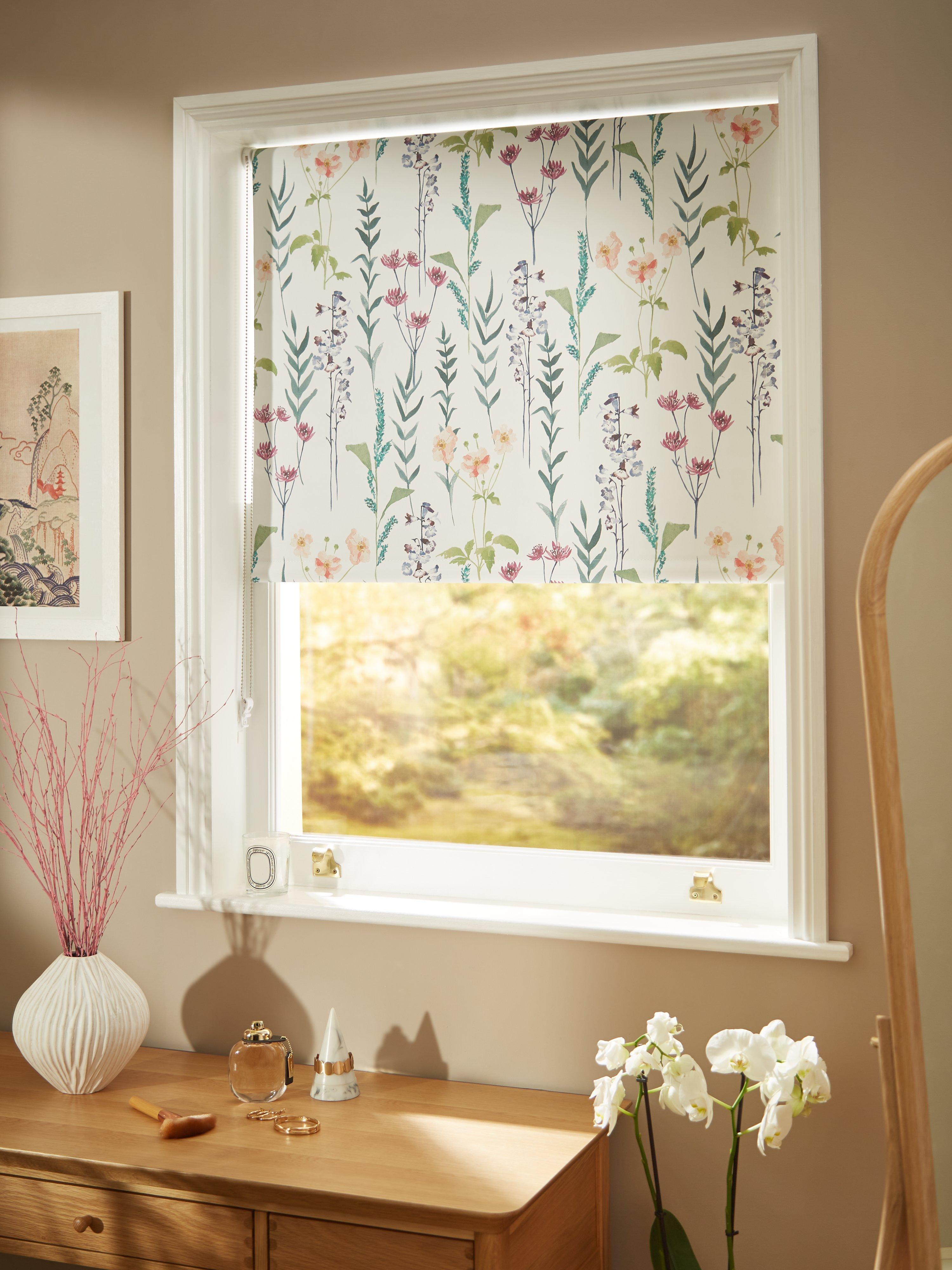 John Lewis blackout thermal roller blind 160x91cm, imported from the UK