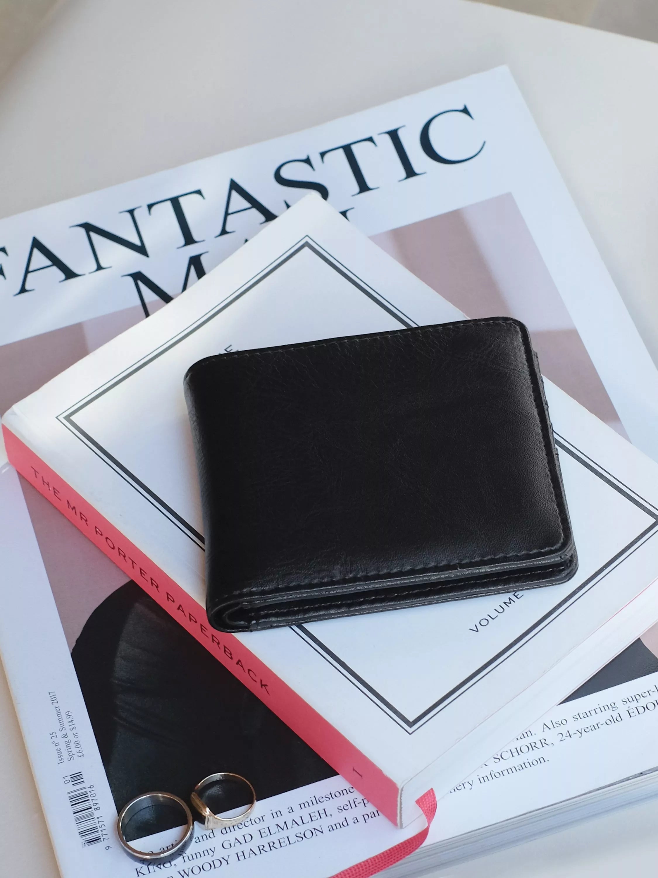 Stackers wallet 8 card holder flip design, UK version