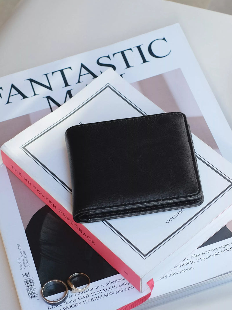 Stackers wallet 8 card holder flip design, UK version