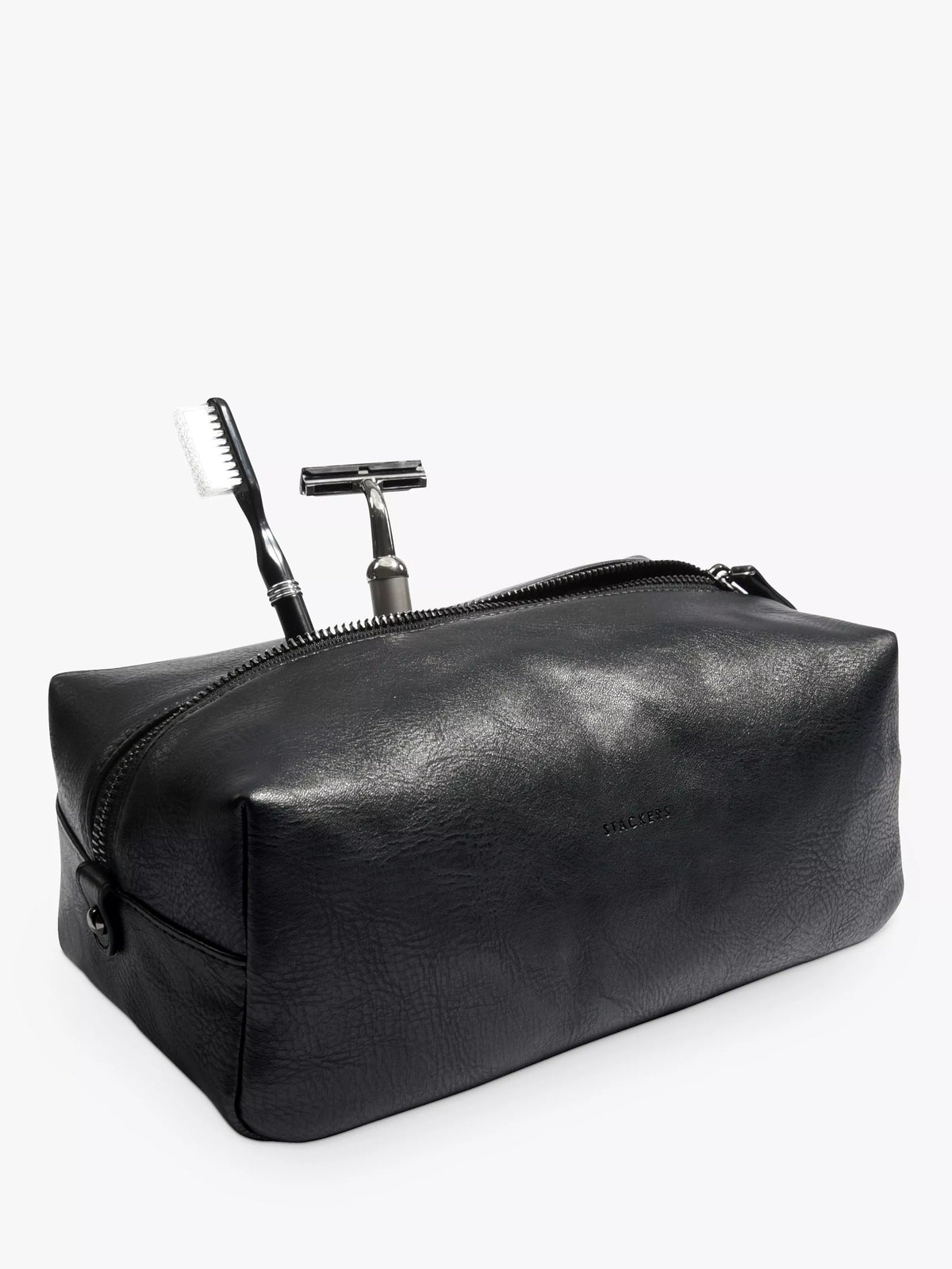Soft wash bag with lined interior and gunmetal zip for travel (British product)