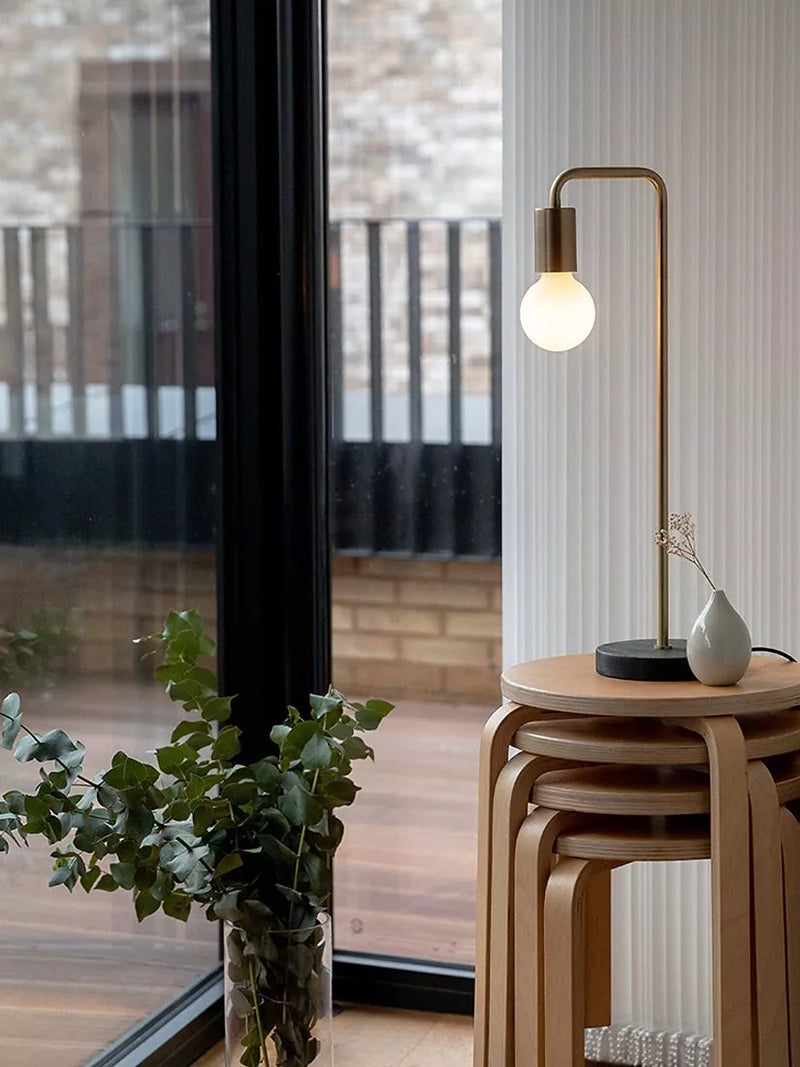 Tala Porcelain II LED globe light bulb 6W, UK version