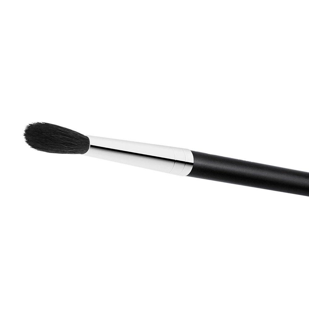 MAC 224S Tapered Blending Brush - British product