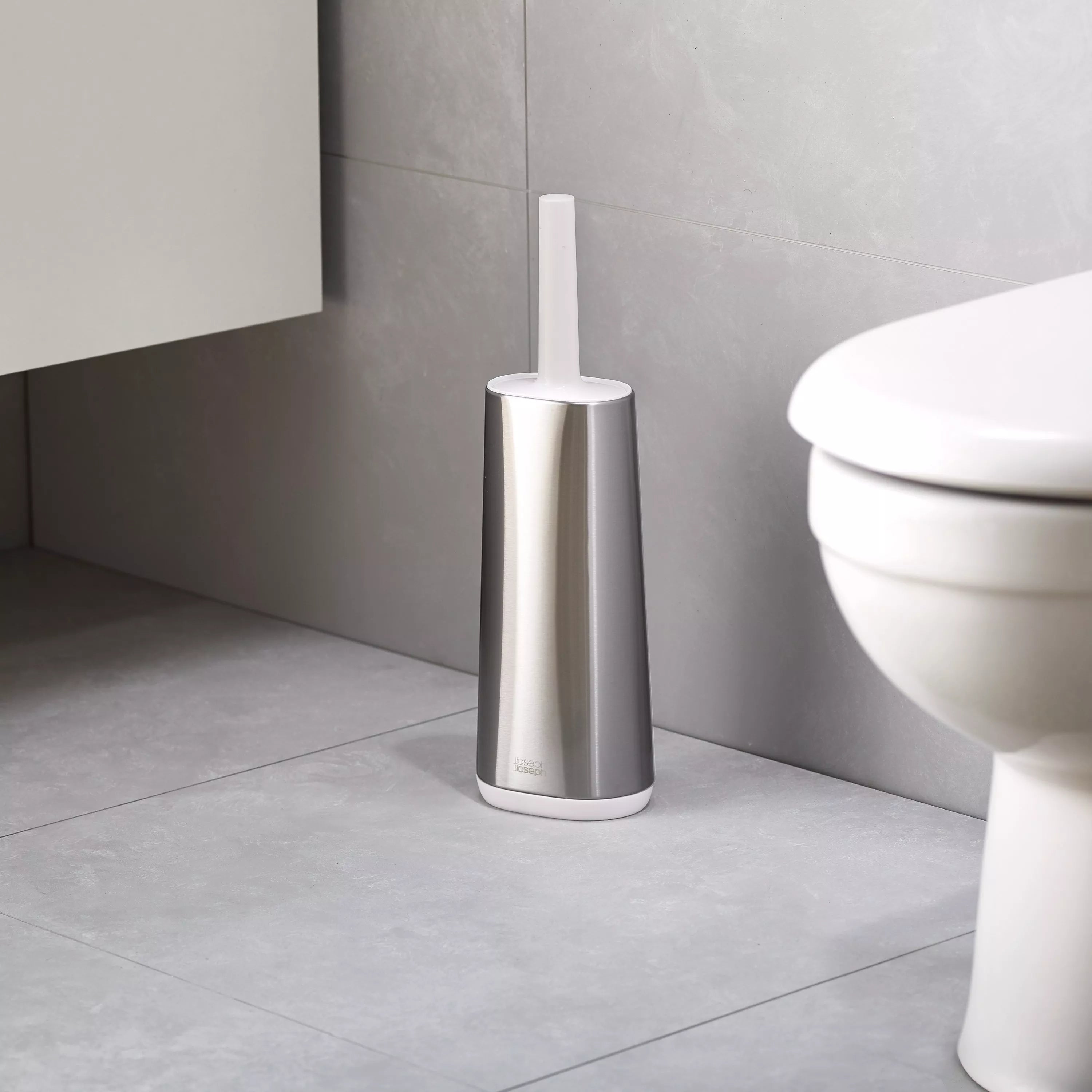 Joseph Joseph flexible D-shaped head toilet brush with steel container - British product