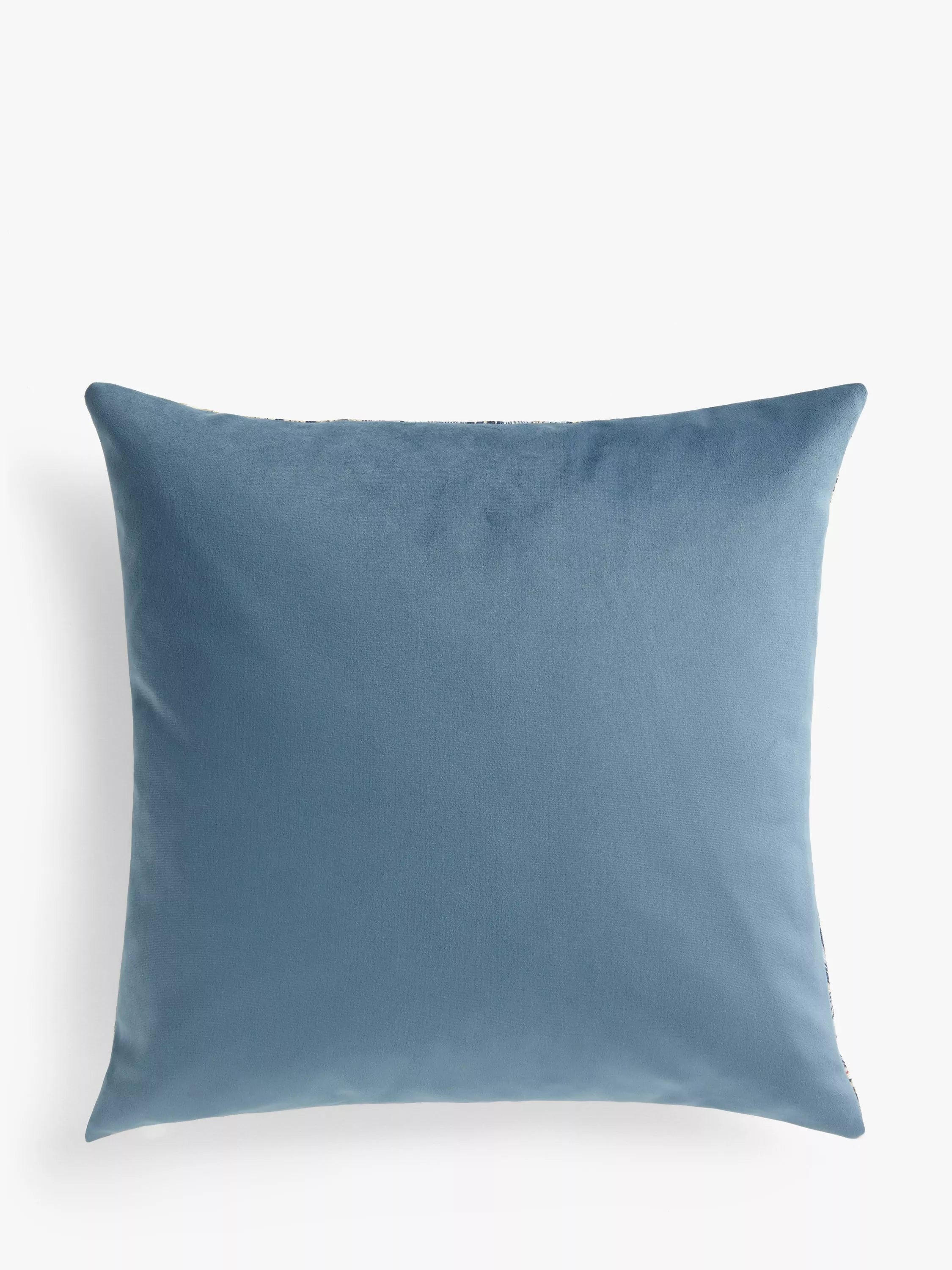Morris & Co. cushion Indigo, imported from the UK