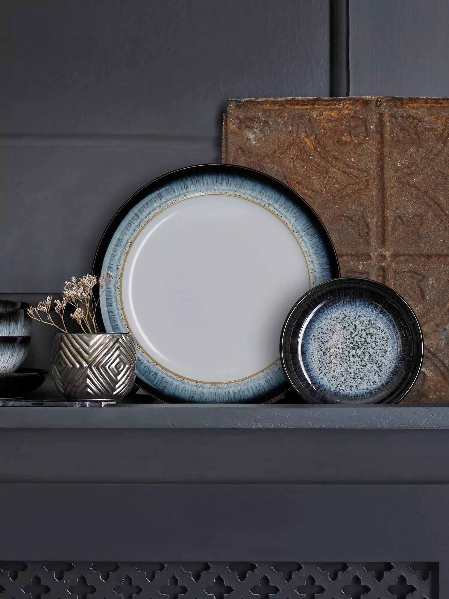 Denby Halo dinner plate 28cm black/multi - British product