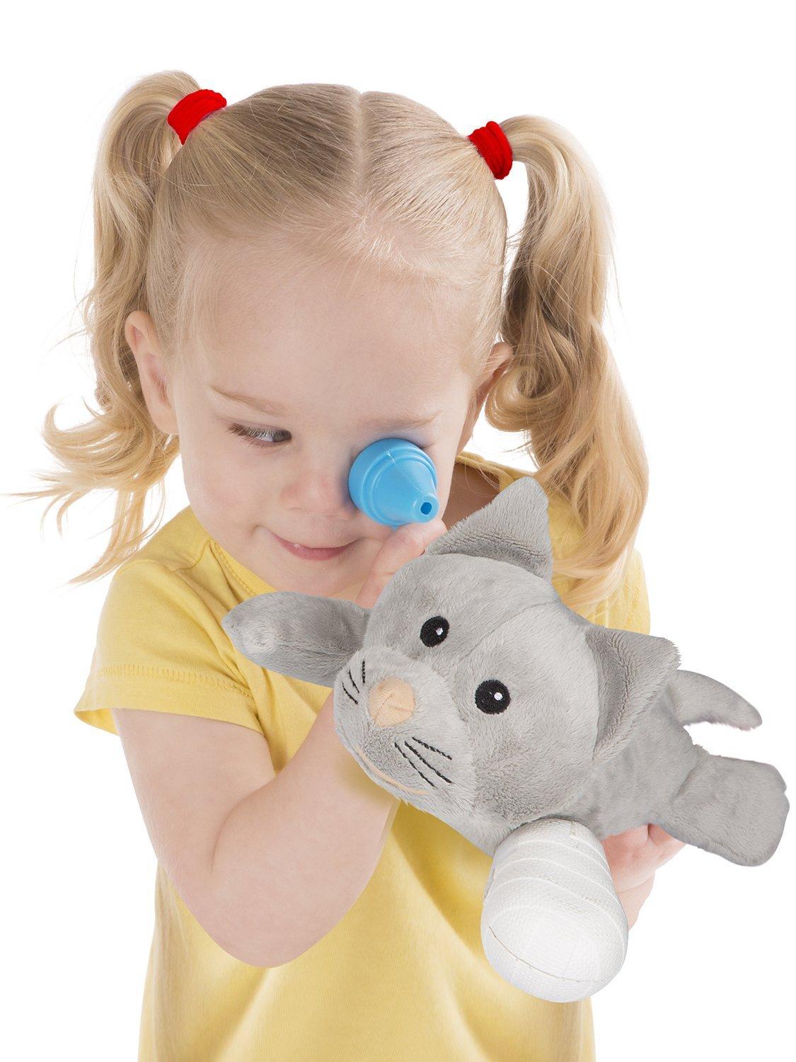 Melissa & Doug 24-piece Pet Vet Play Set (British brand)