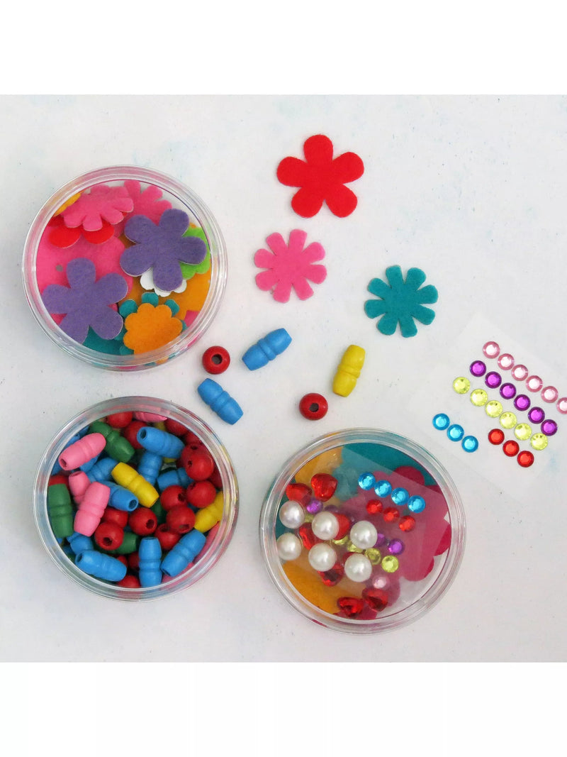 Buttonbag jewellery craft suitcase with ribbons and beads (British brand)