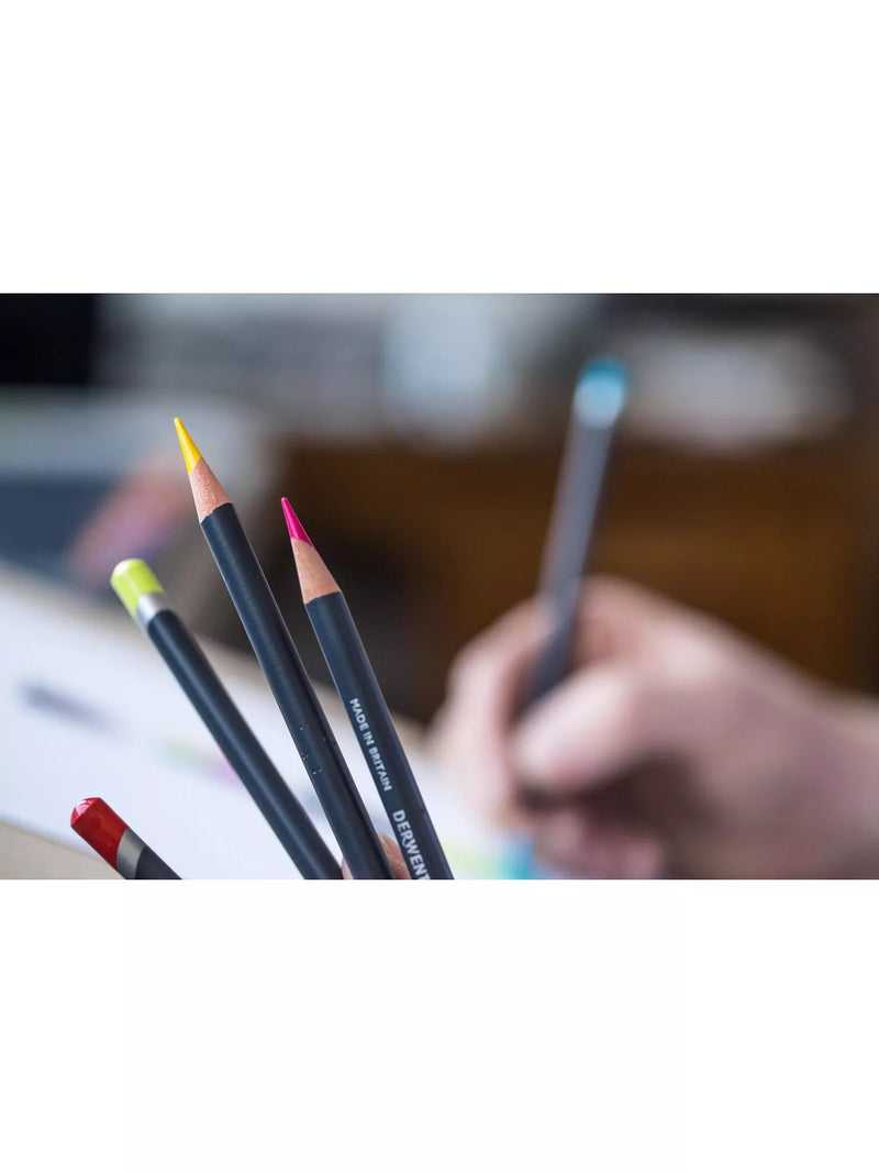Derwent Procolour coloured pencils 24-piece tin - British product