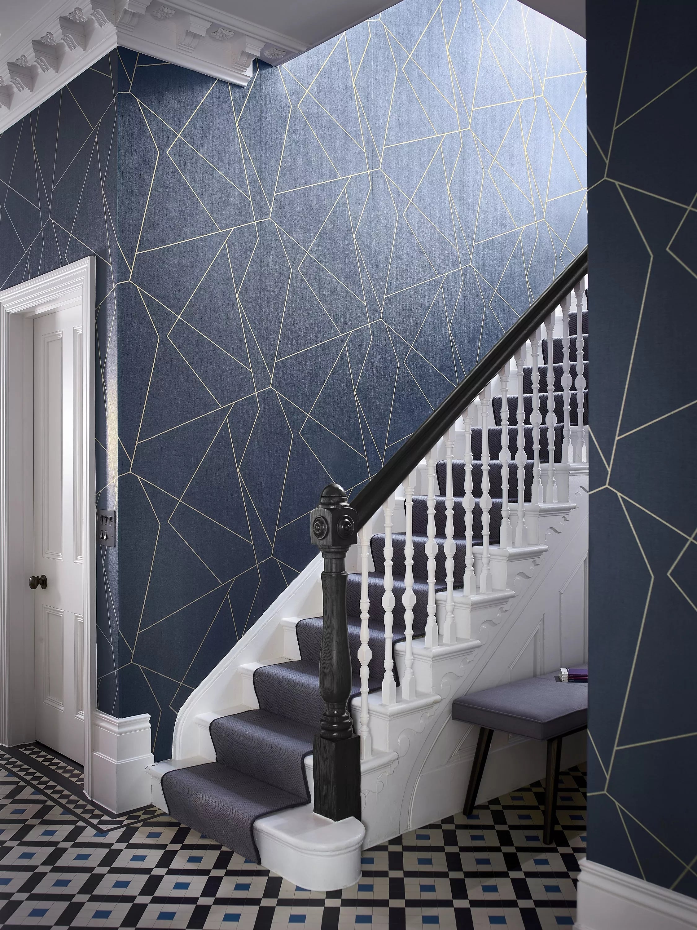 Large scale geometric wallpaper with embossed linen texture and metallic lines, UK version