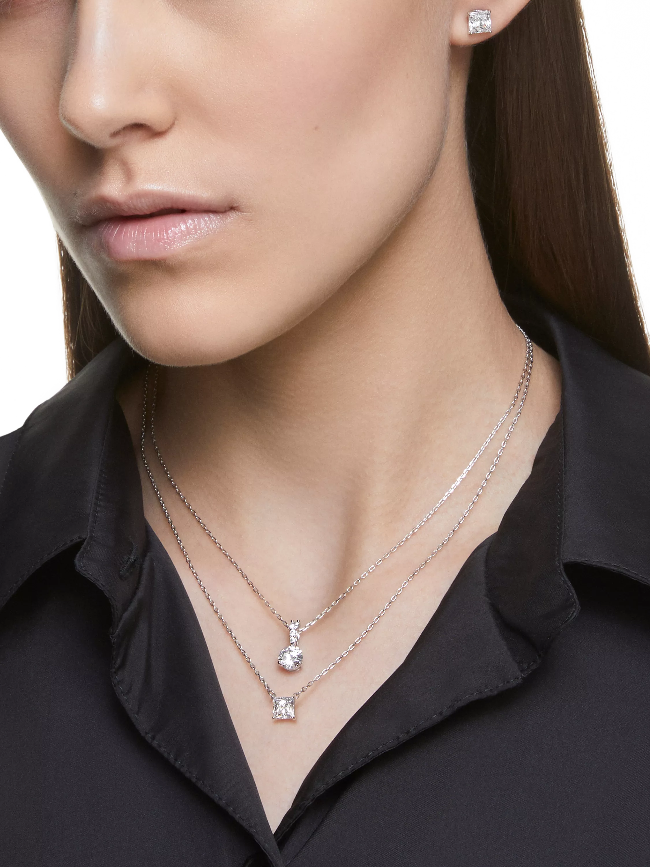 Swarovski solitaire round pendant necklace in silver (British brand)