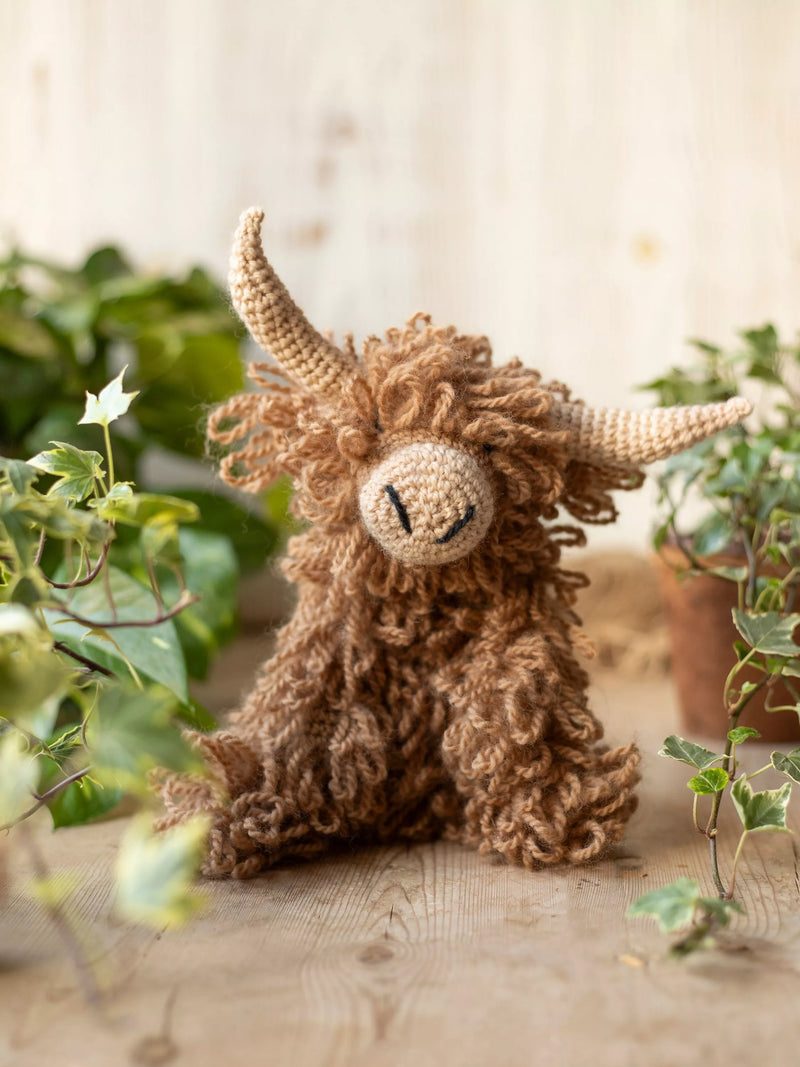 TOFT Morag the Highland Cow crochet kit, UK version