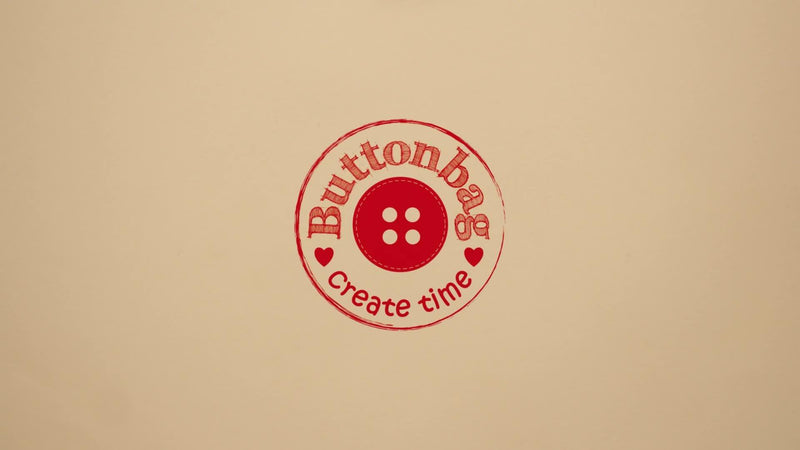 Buttonbag pom pom craft kit in suitcase, imported from the UK