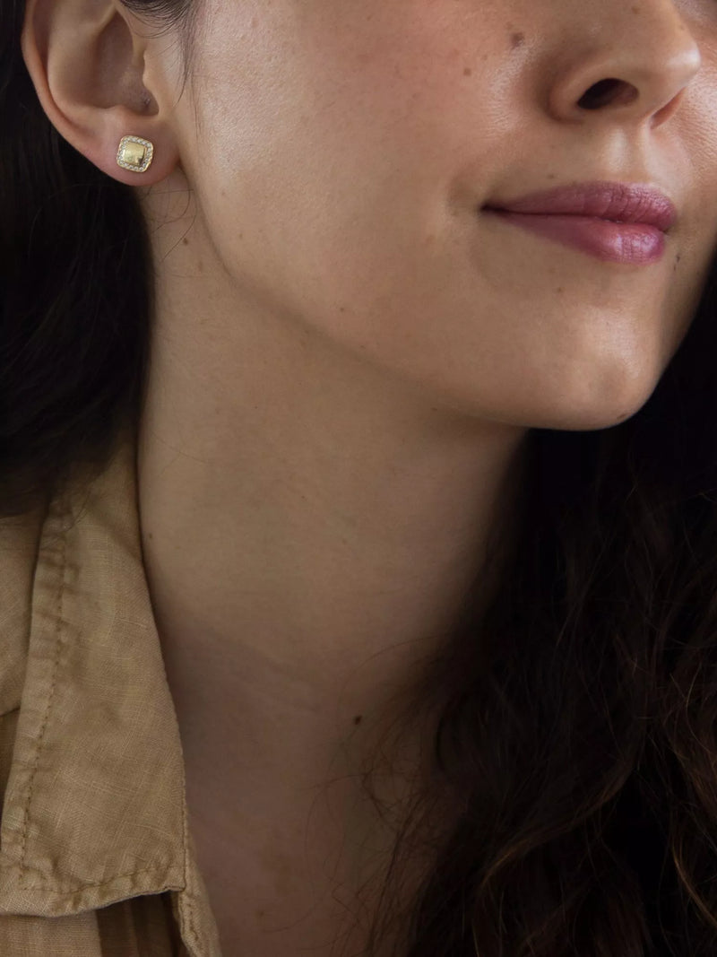 IBB 9ct gold cubic zirconia square stud earrings, UK version