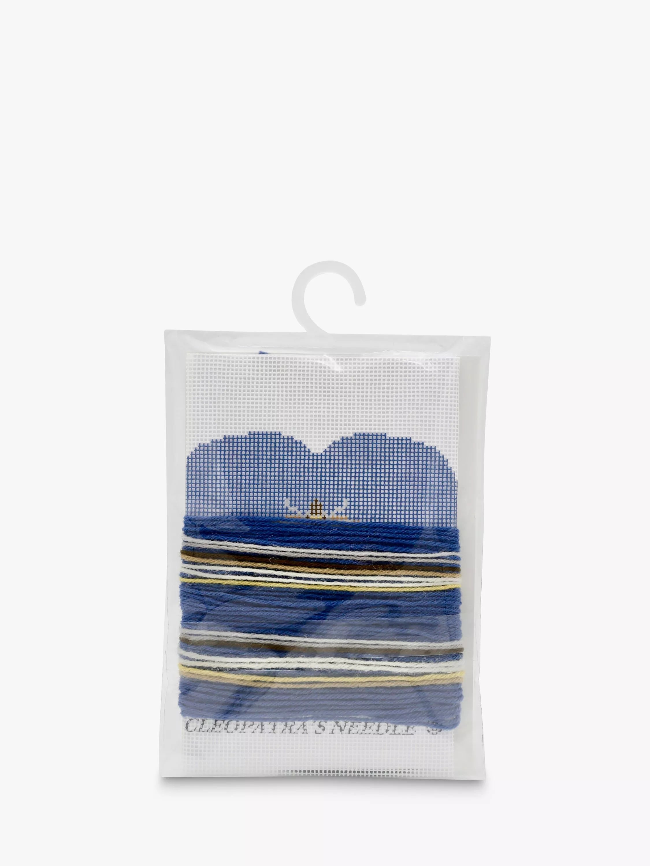 Cleopatra's Needle tapestry kit lavender bee heart 13x15cm, imported from the UK