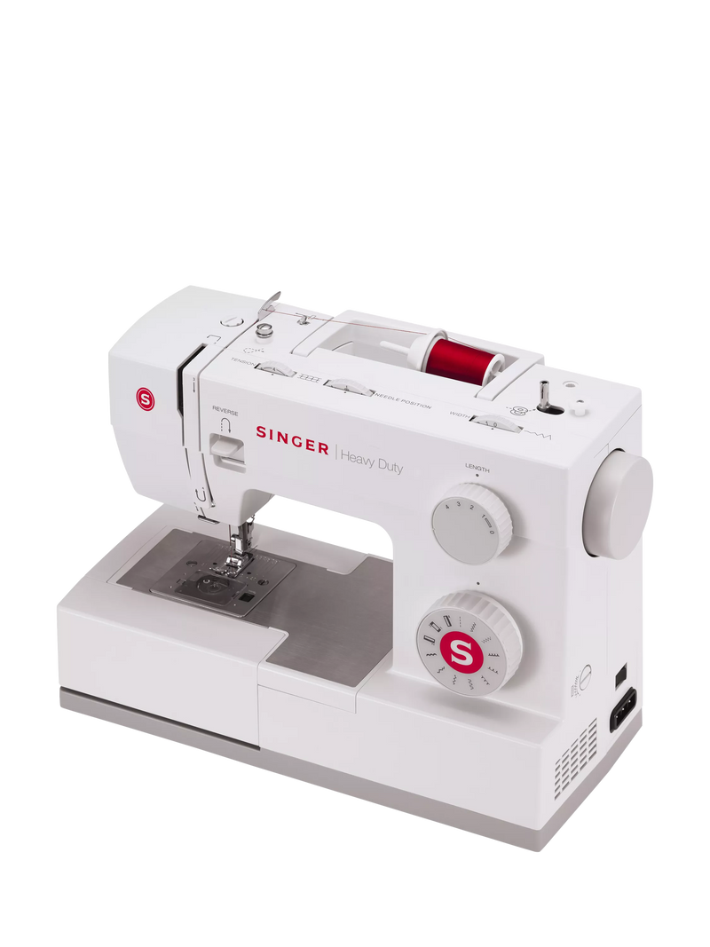 Singer Heavy Duty 5523 sewing machine - British product