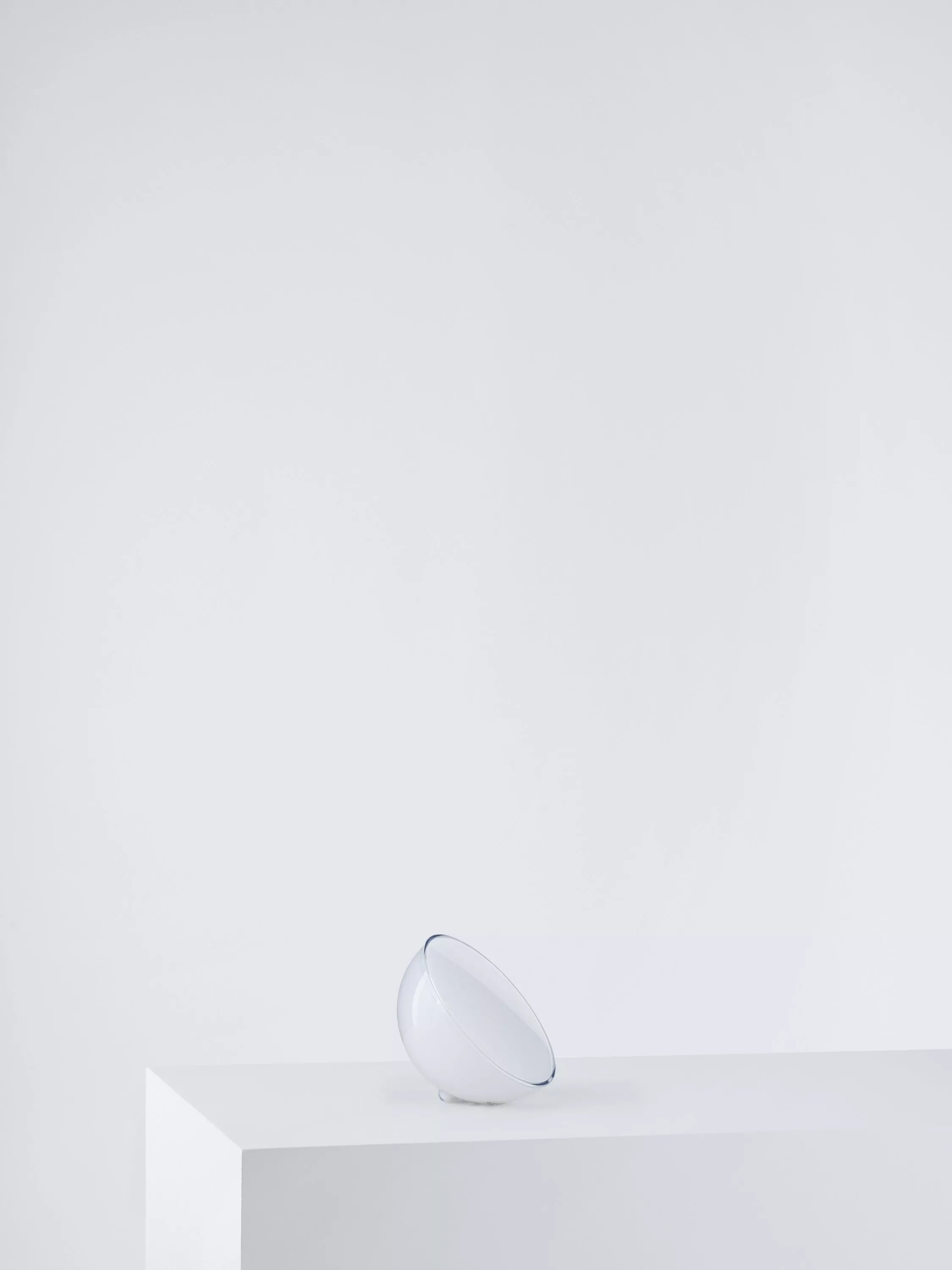 Philips Hue Go multi-colour portable smart light - British product