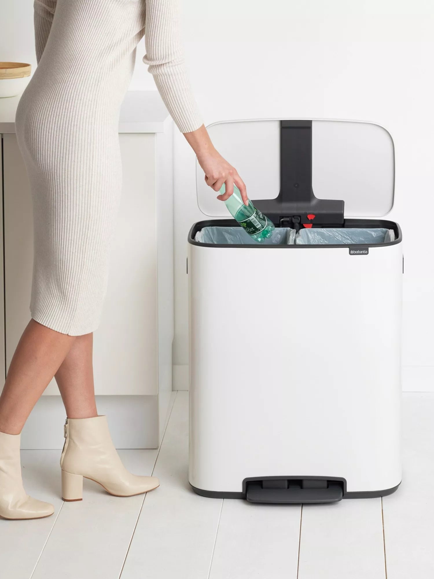 Brabantia Bo pedal recycling bin 30L - British product