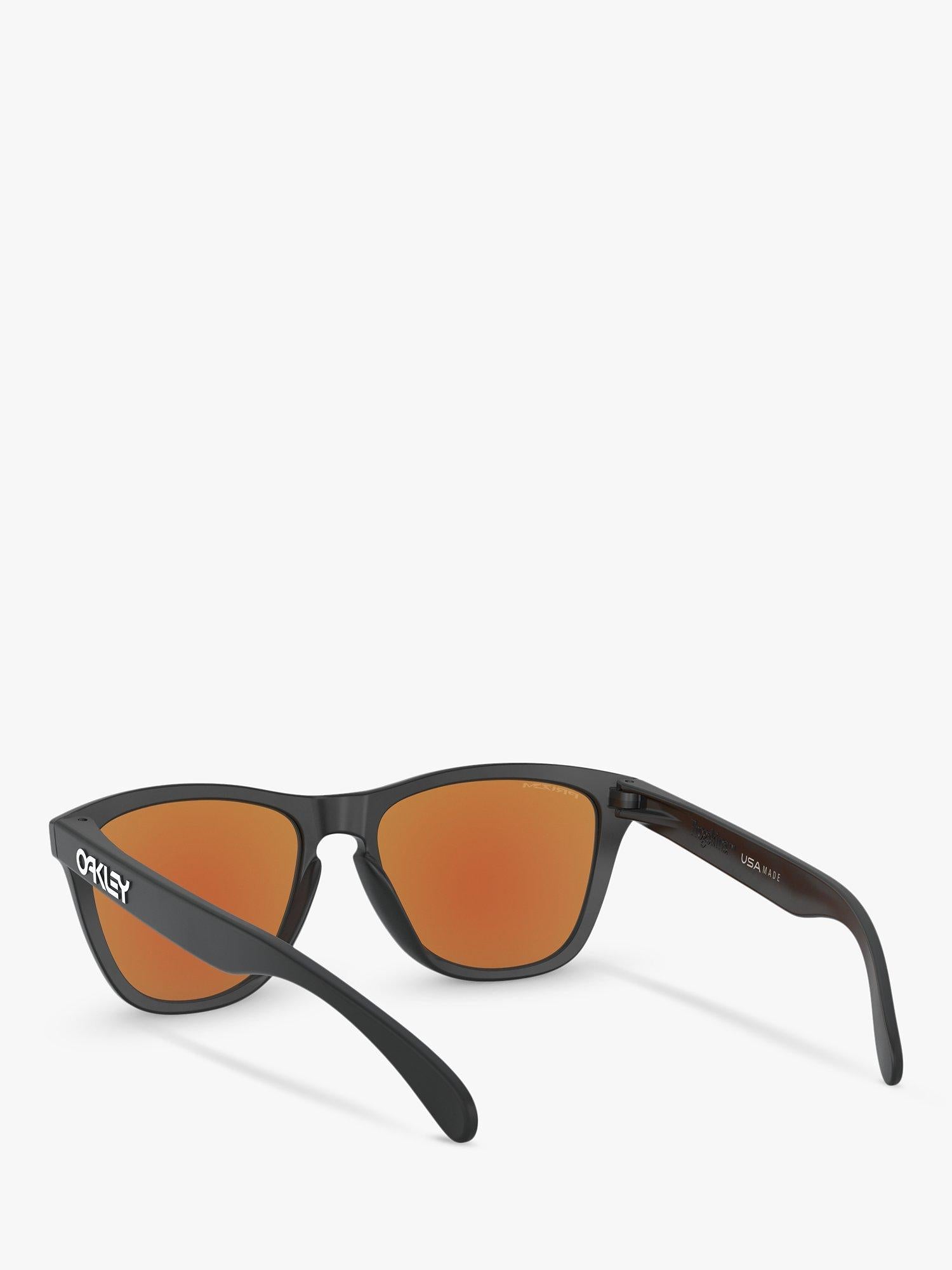 Oakley Frogskins Prizm square sunglasses (British brand)