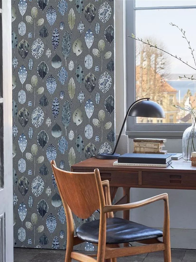 Designers Guild Tulsi wallpaper - British product