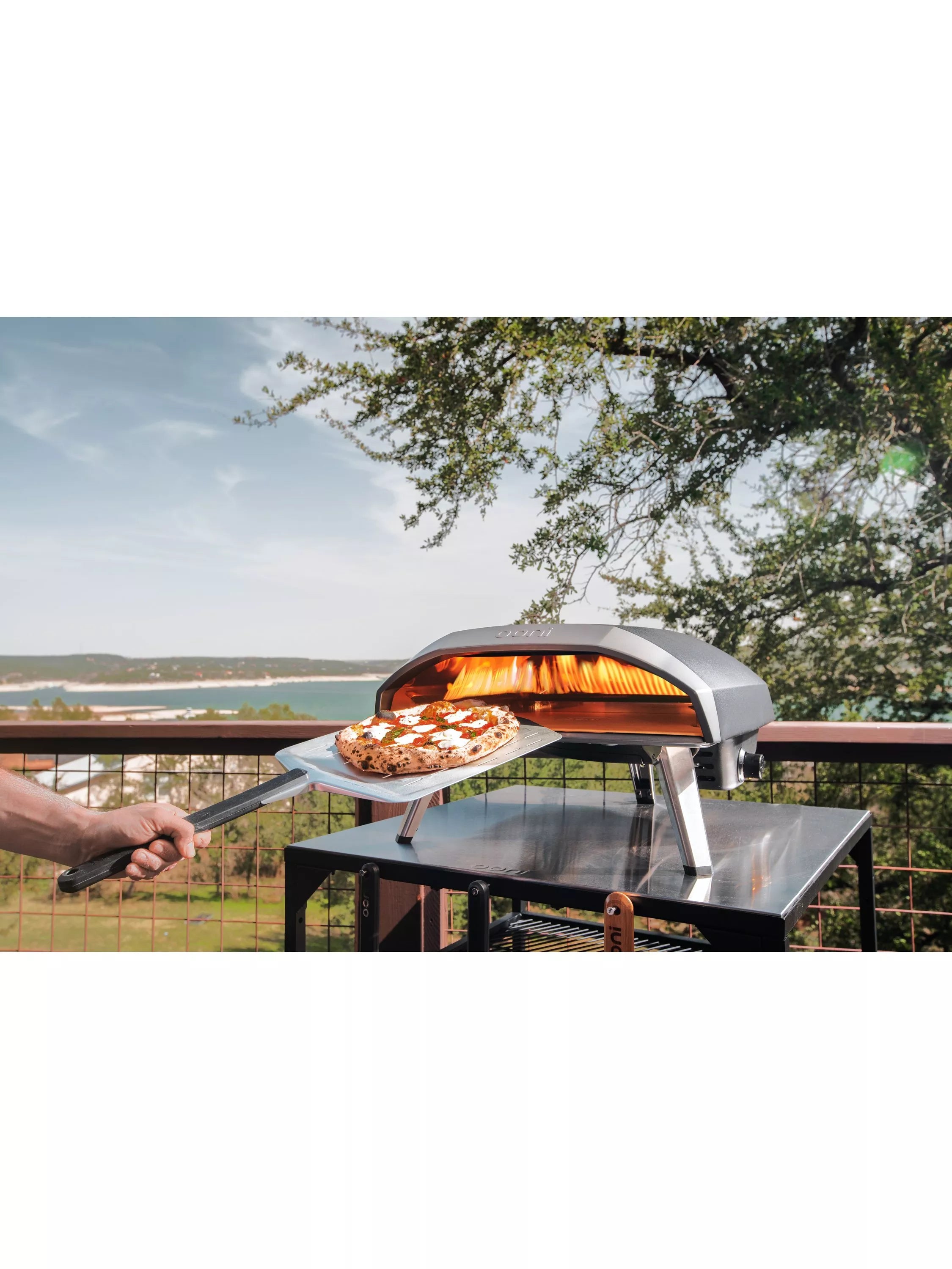 Ooni Koda 16 gas pizza oven (British brand)