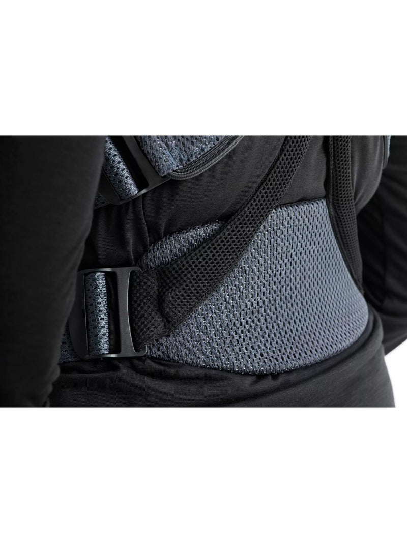 BabyBjörn Move 3D mesh baby carrier for infants 3.5kg to 12kg - British product