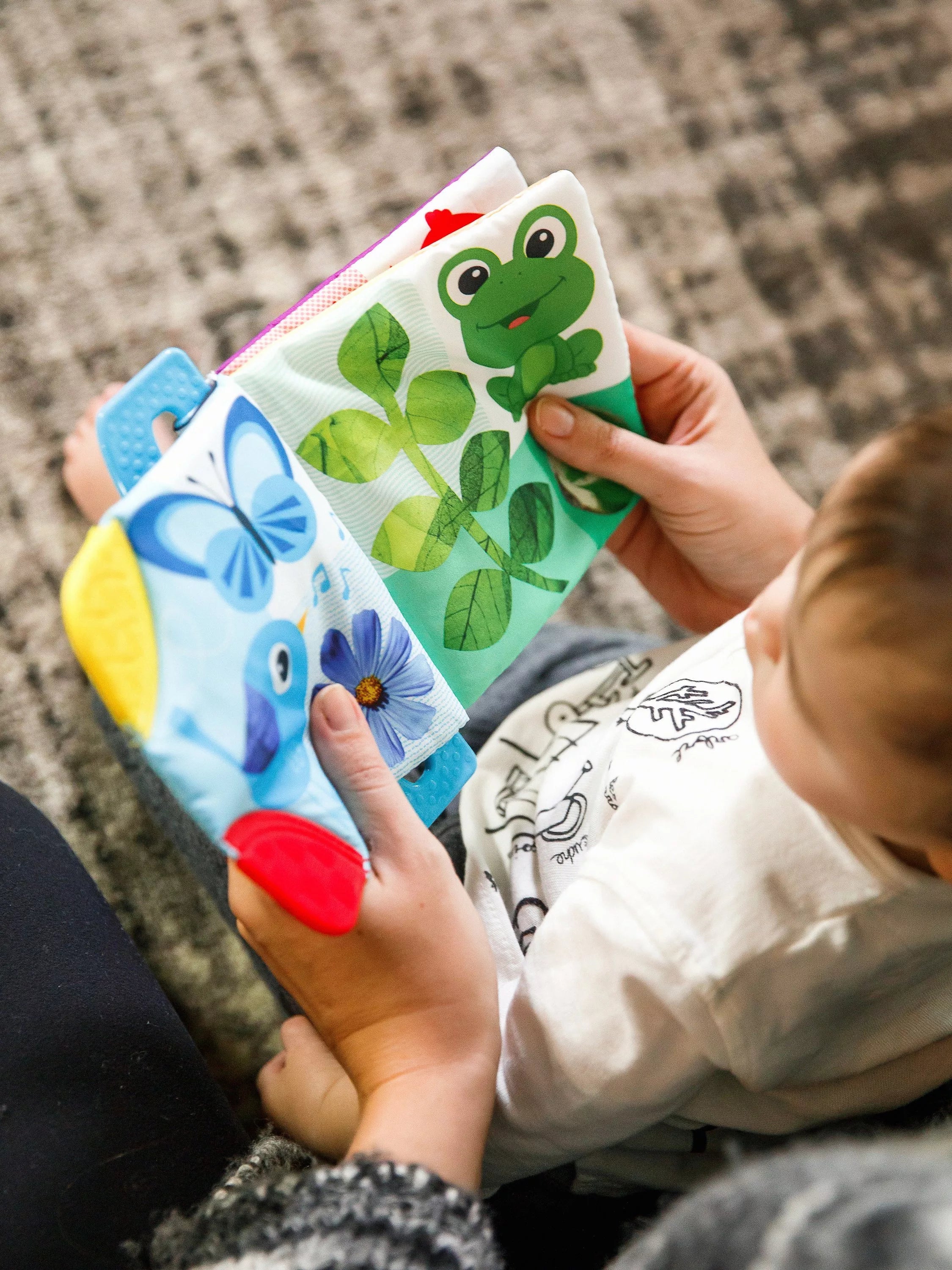 Baby Einstein Curious Explorers soft teether book - British product