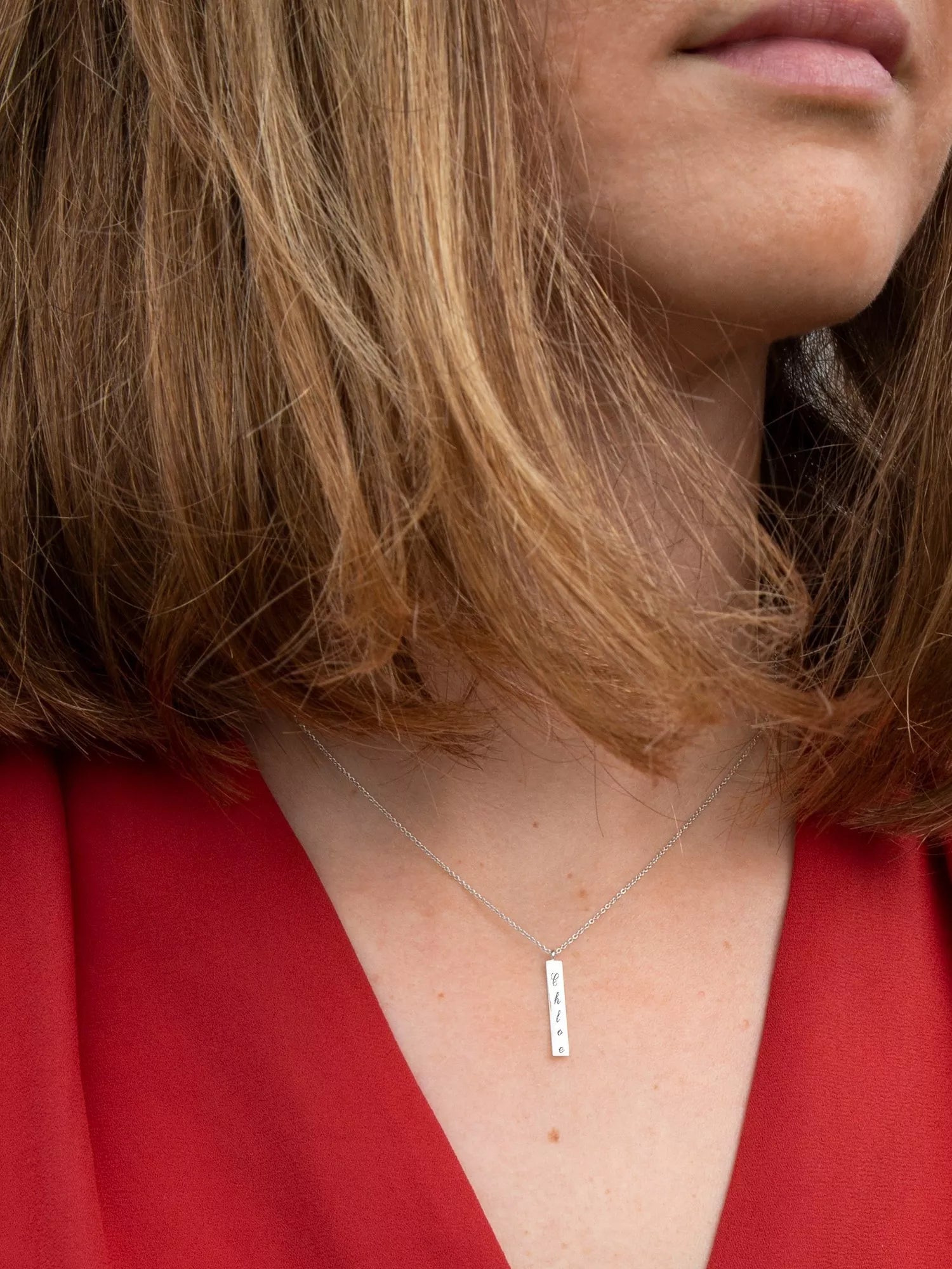 IBB personalised 9ct white gold vertical bar pendant necklace, UK version