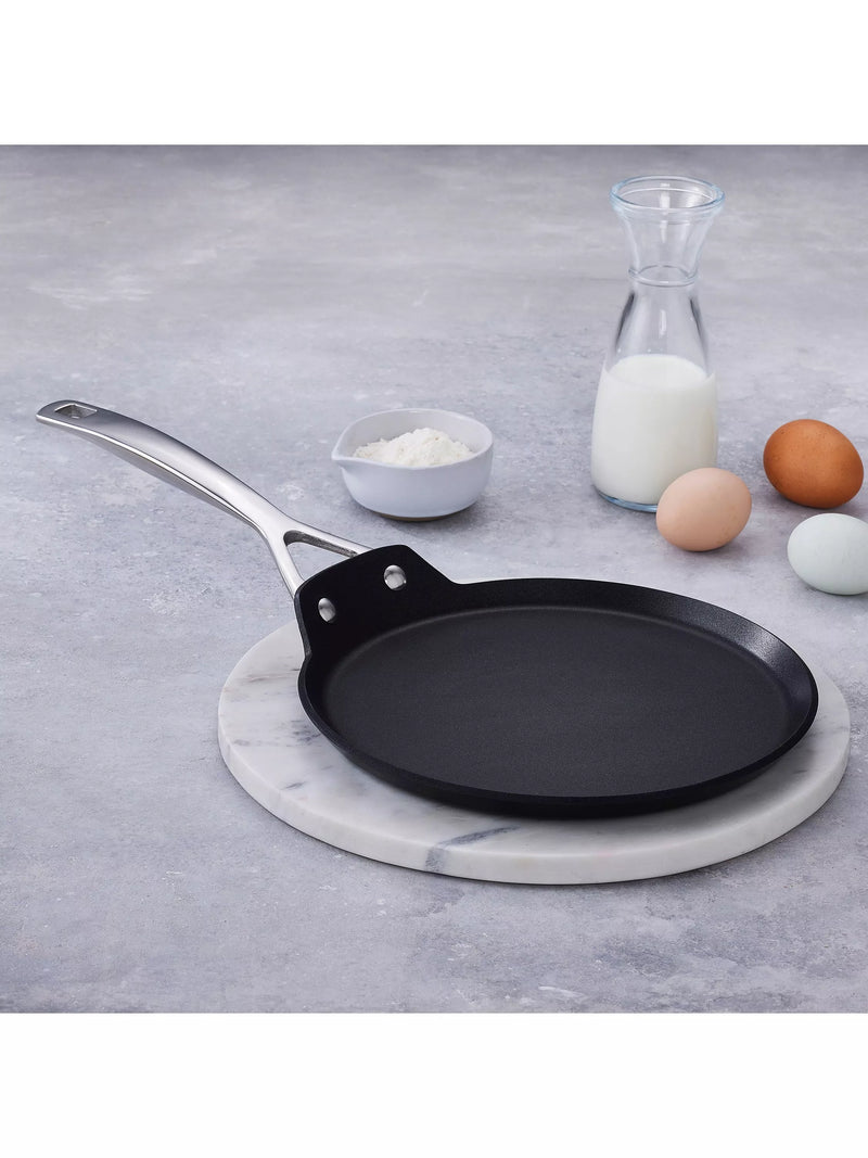 Le Creuset toughened non-stick crepe pan 24cm, UK version