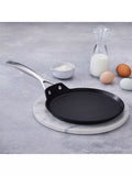 Le Creuset toughened non-stick crepe pan 24cm, UK version