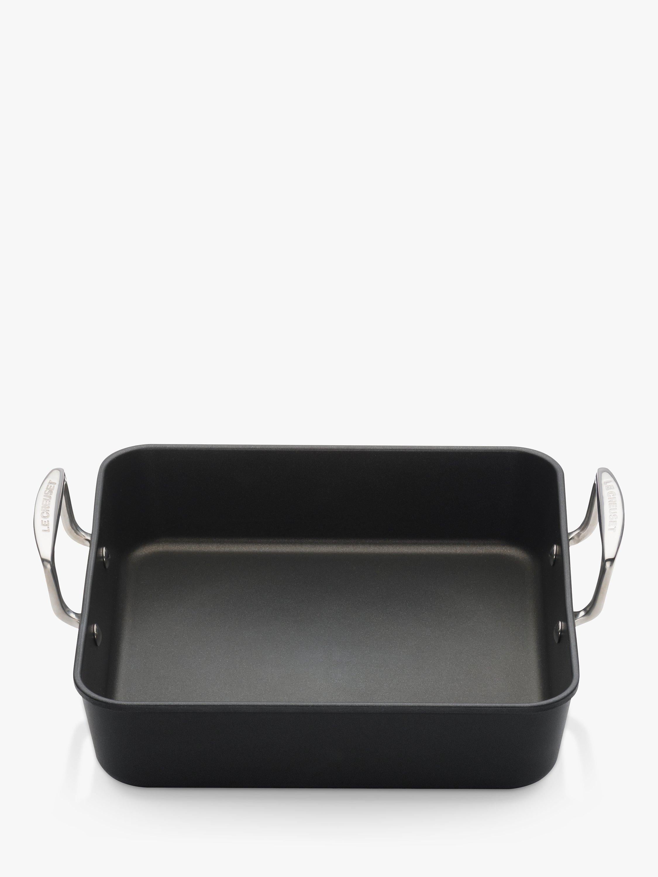 Le Creuset toughened non-stick square roaster 26cm, UK version